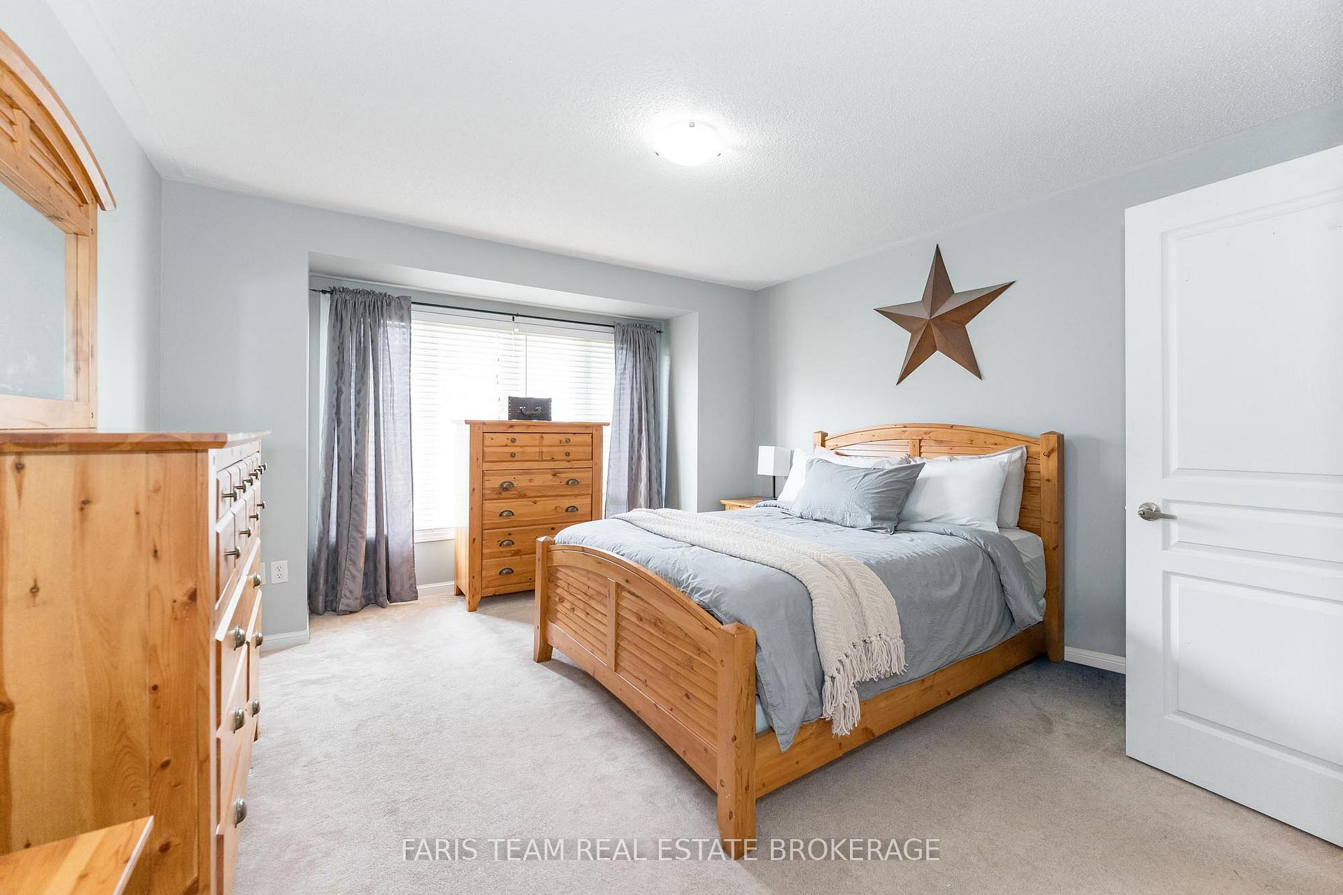 Photo 12 of 4 Callander Crescent, New Tecumseth, Alliston — HOMEH