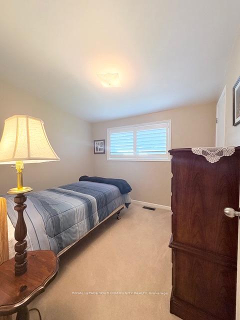 Photo 16 of 41 Knowles Crescent, Aurora, Aurora Highlands — HOMEH