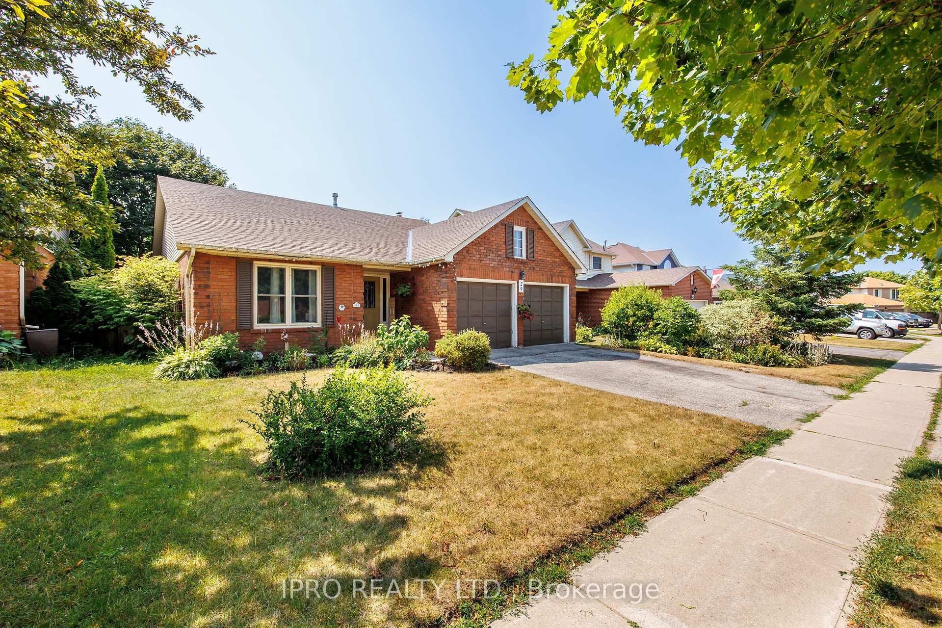 Front of 29 Herrell Avenue