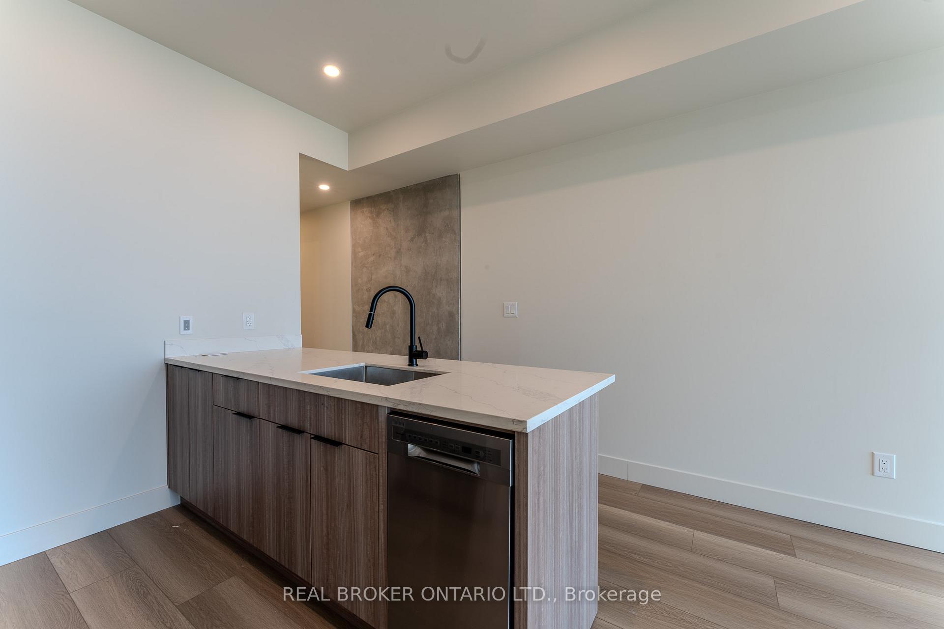 Photo 26 of Unit 609, 24 Augusta Street, Hamilton, Corktown — HOMEH