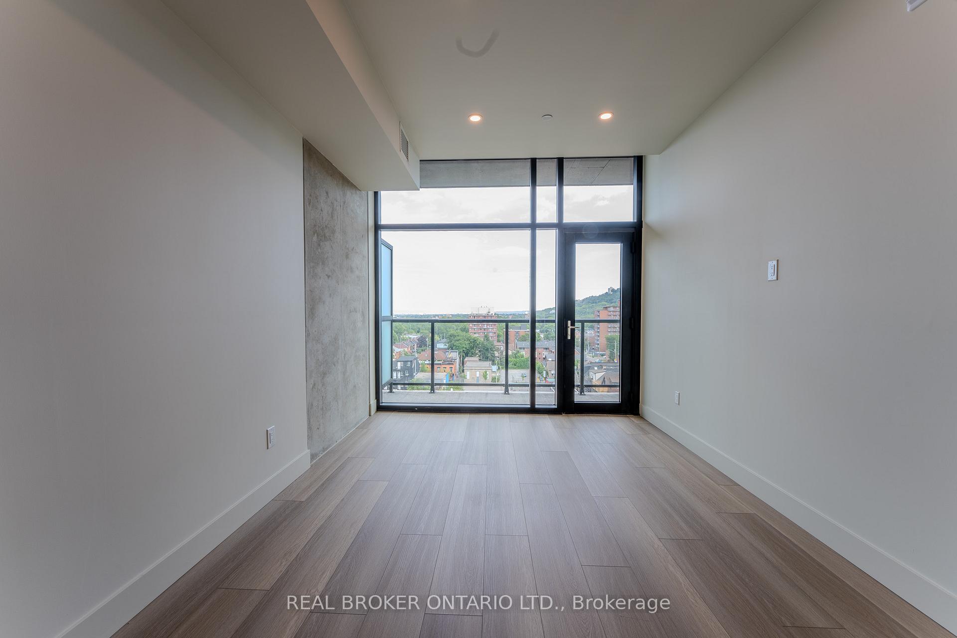 Photo 10 of Unit 609, 24 Augusta Street, Hamilton, Corktown — HOMEH