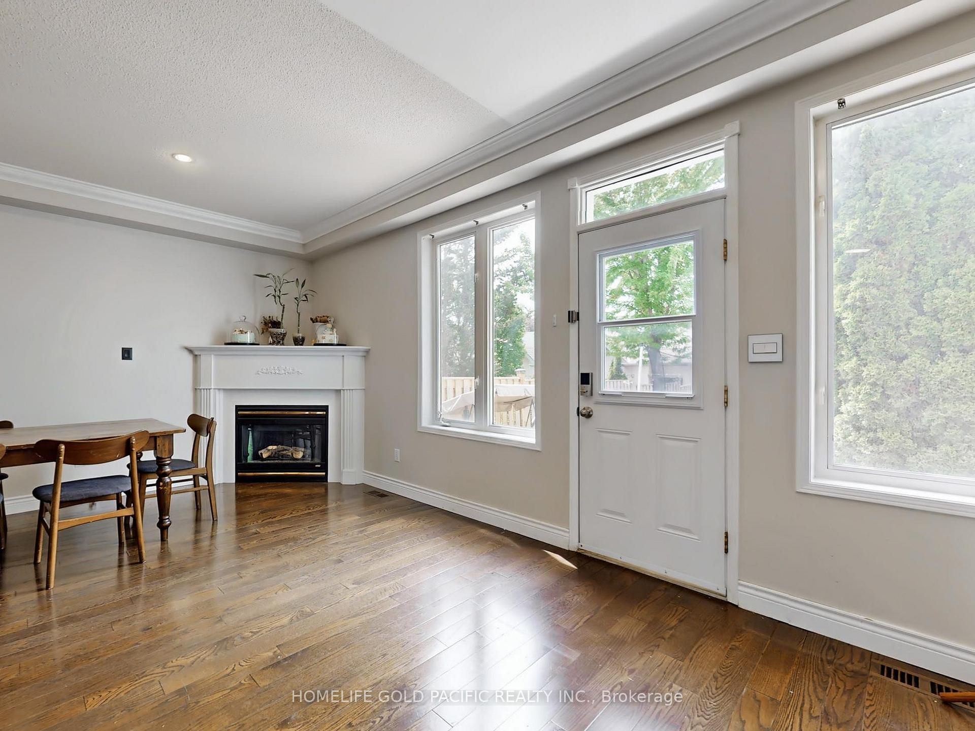 Photo 26 of 21 Queen's Plate Drive, Markham, Angus Glen — HOMEH
