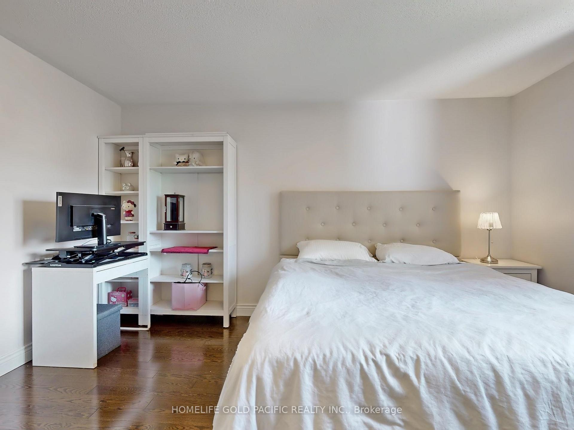 Photo 61 of 21 Queen's Plate Drive, Markham, Angus Glen — HOMEH