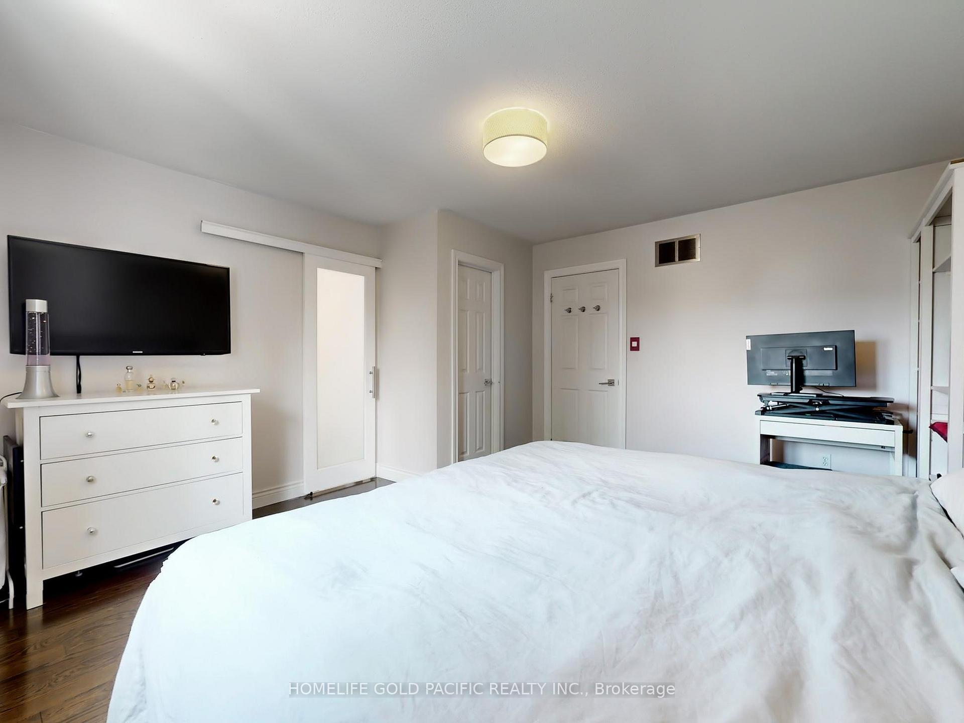 Photo 62 of 21 Queen's Plate Drive, Markham, Angus Glen — HOMEH