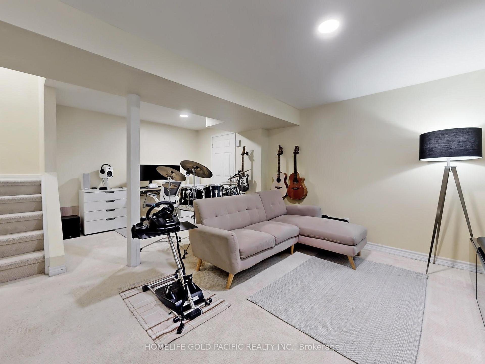 Photo 71 of 21 Queen's Plate Drive, Markham, Angus Glen — HOMEH