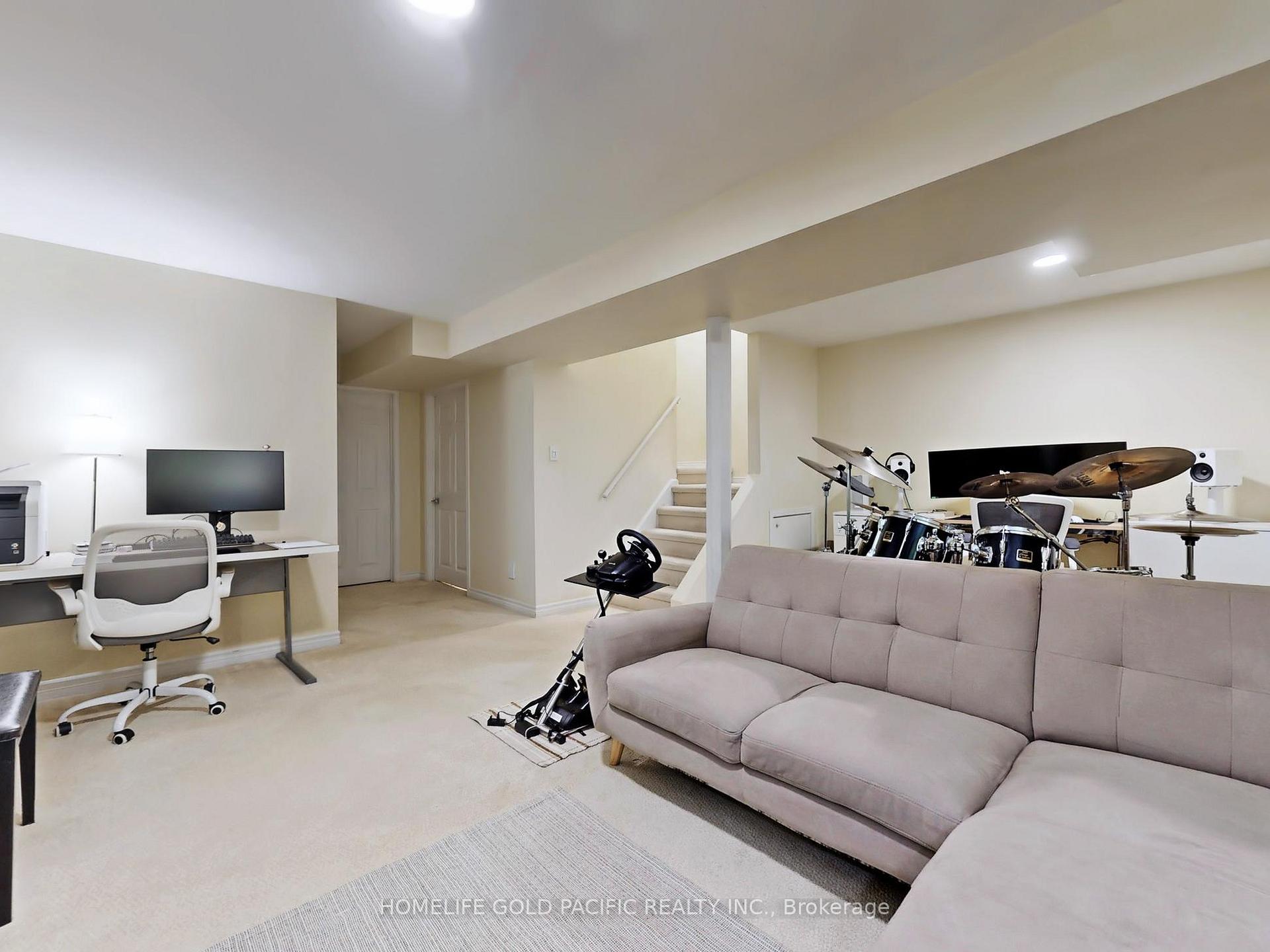 Photo 72 of 21 Queen's Plate Drive, Markham, Angus Glen — HOMEH