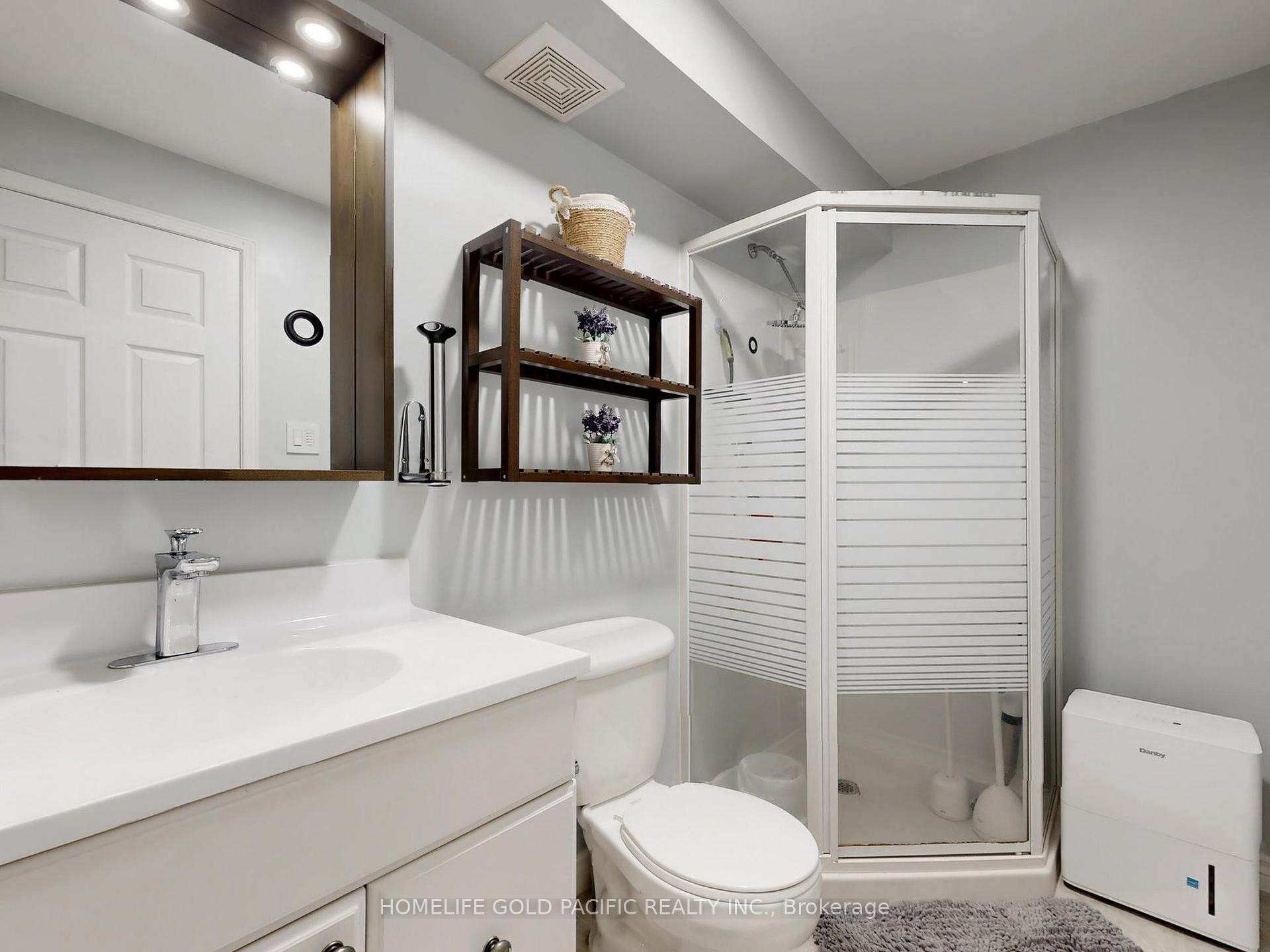 Photo 73 of 21 Queen's Plate Drive, Markham, Angus Glen — HOMEH