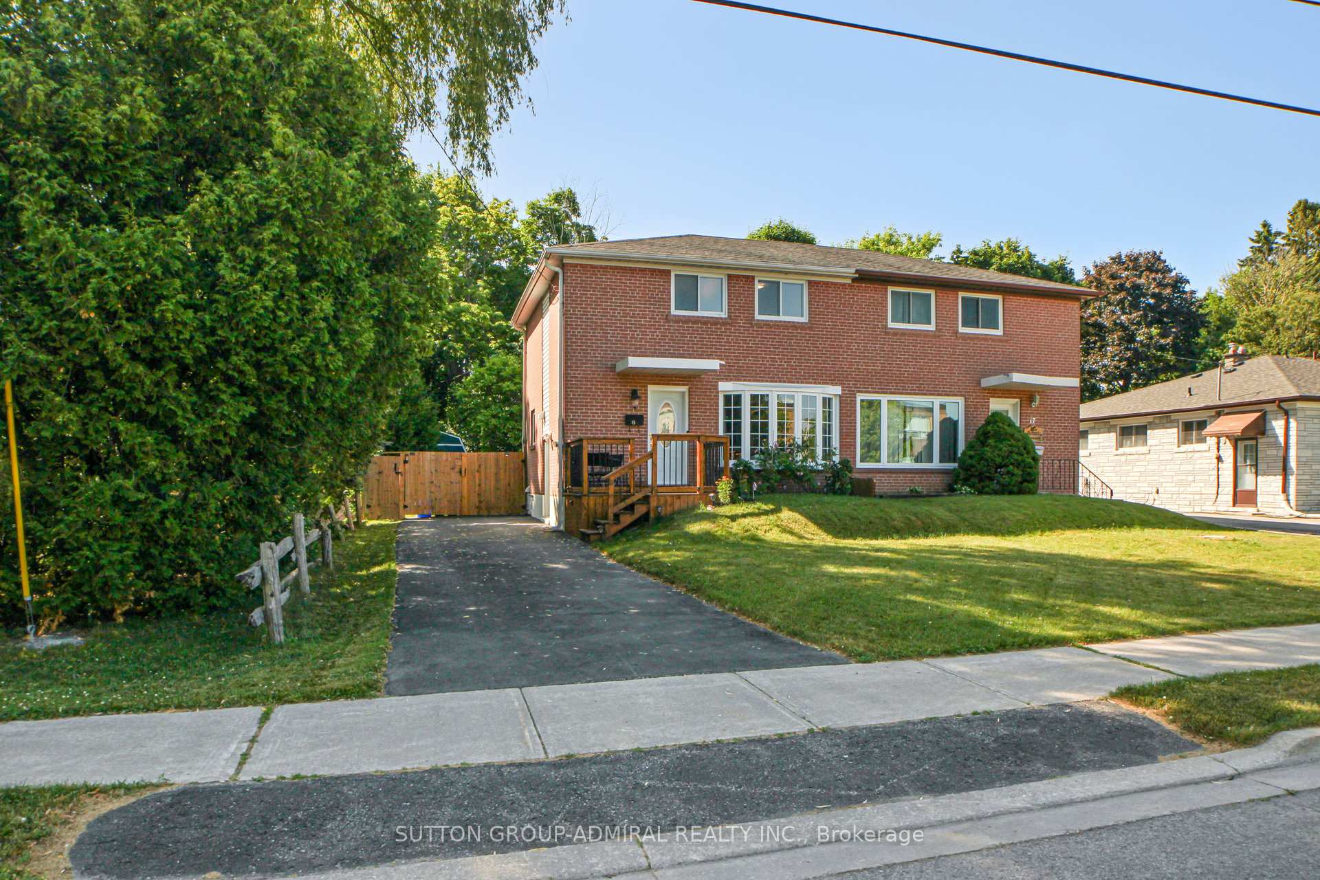 Front of 15 Glass Drive