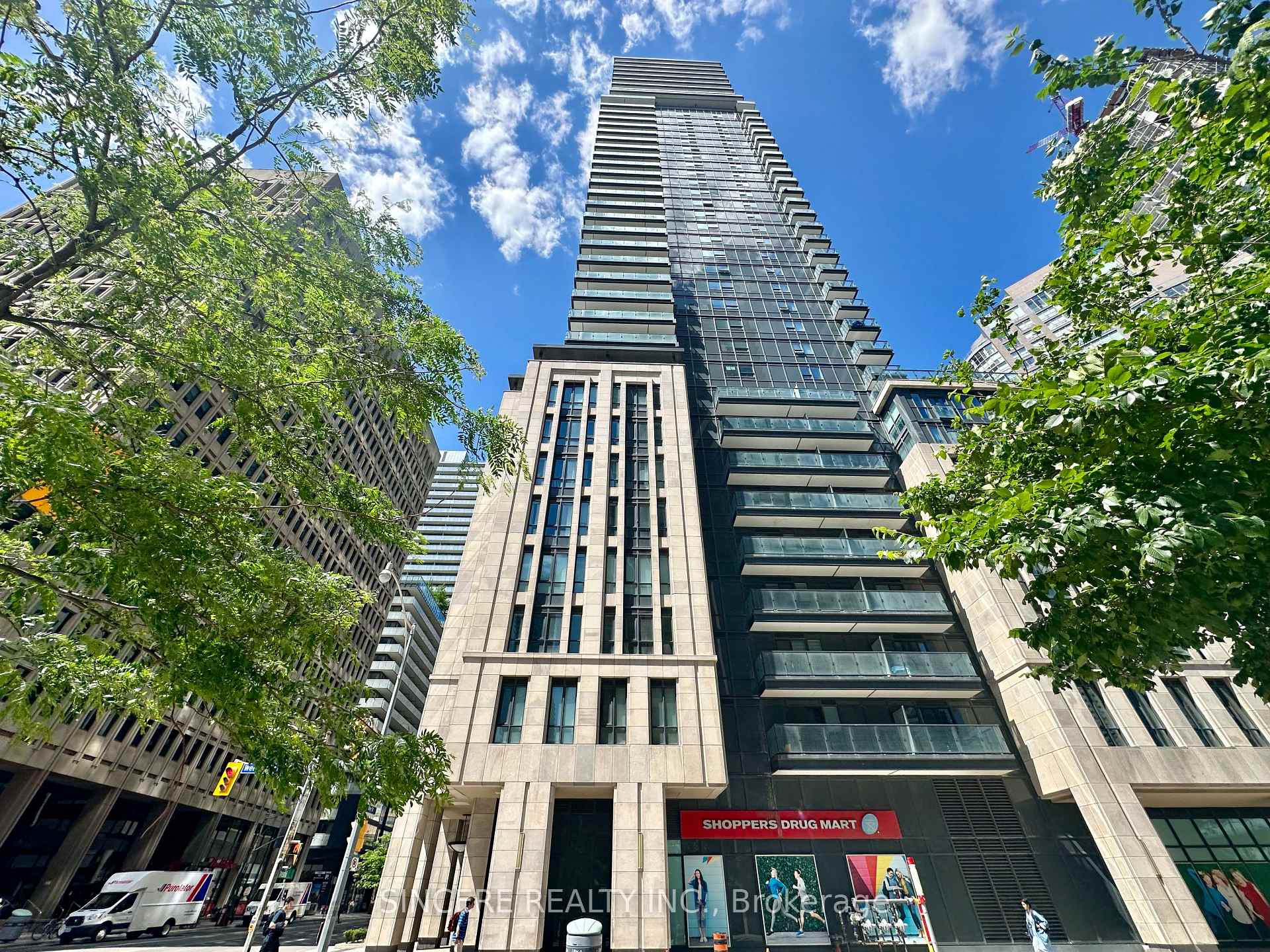 Front of Unit 2907, 955 Bay Street
