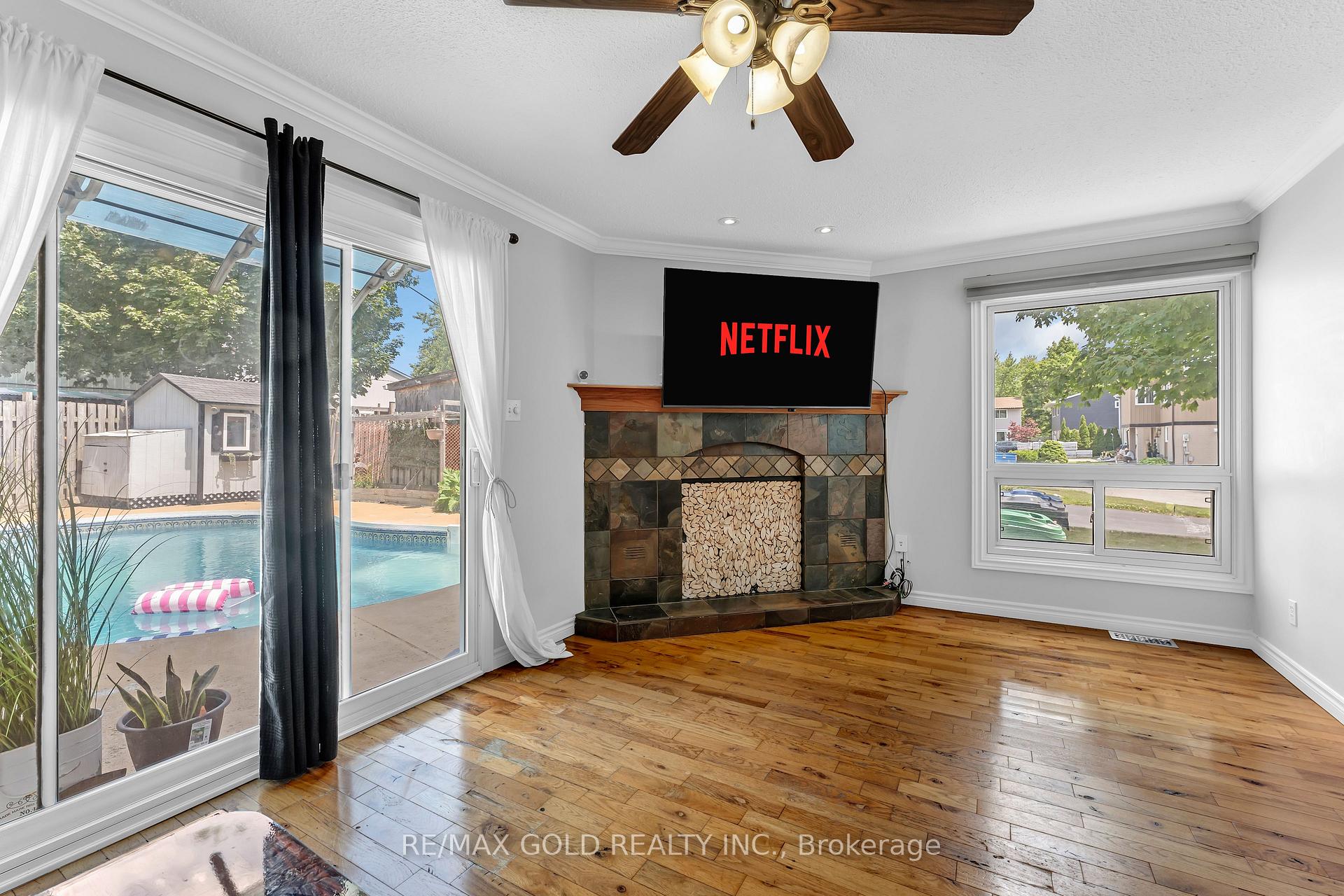 Photo 10 of 4 Glencastle Square, Brampton, Northgate — HOMEH