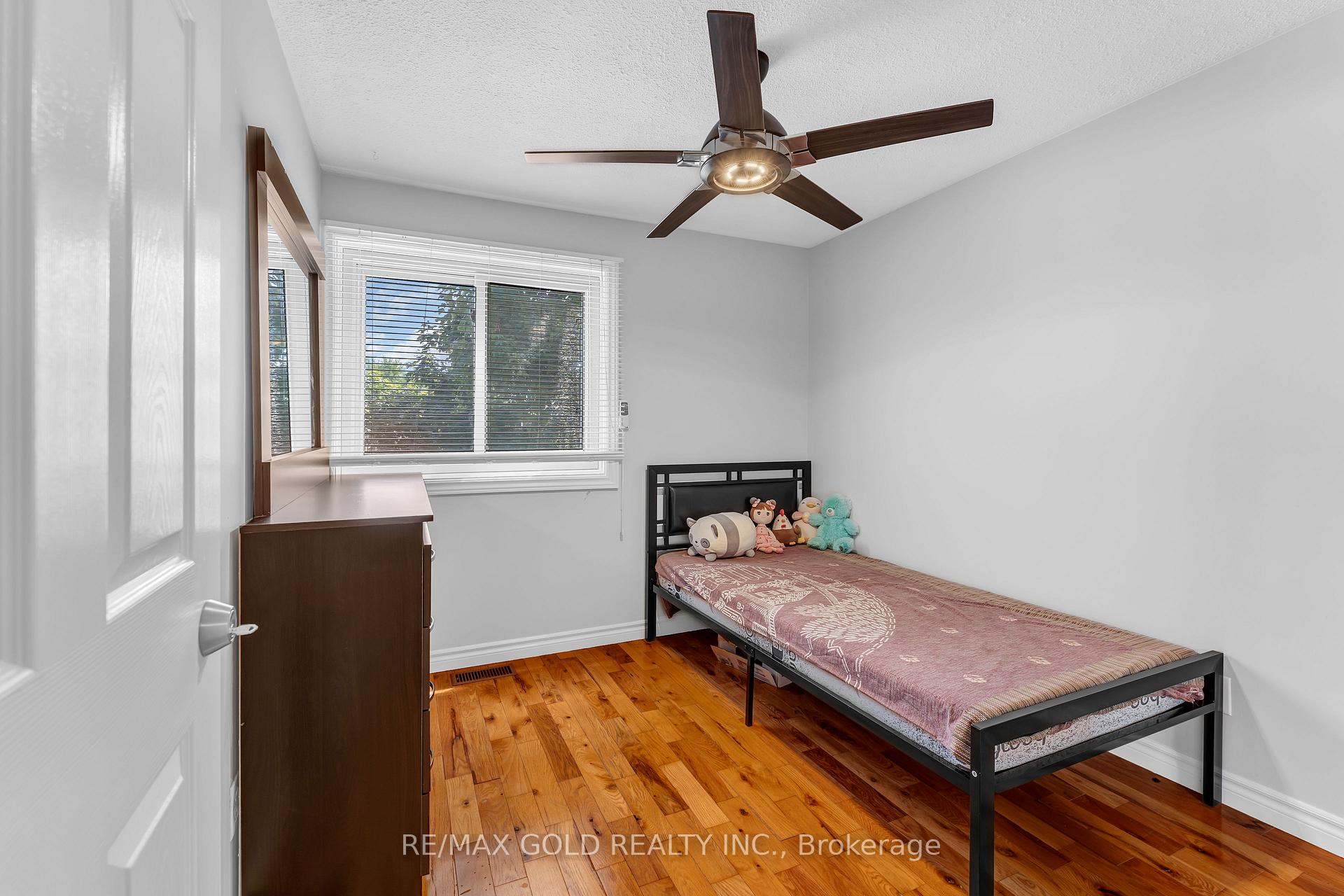 Photo 18 of 4 Glencastle Square, Brampton, Northgate — HOMEH