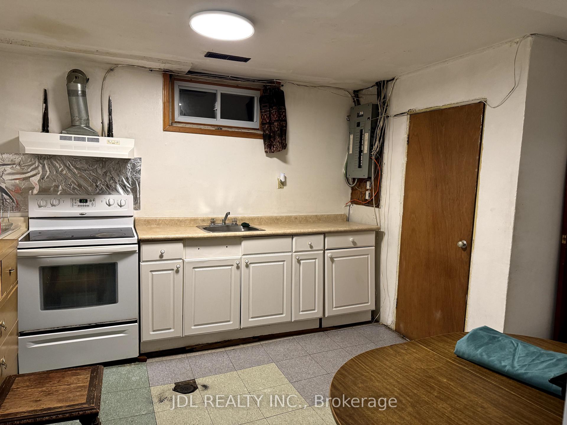 Photo 9 of Unit B, 384 Albert Street, Waterloo — HOMEH