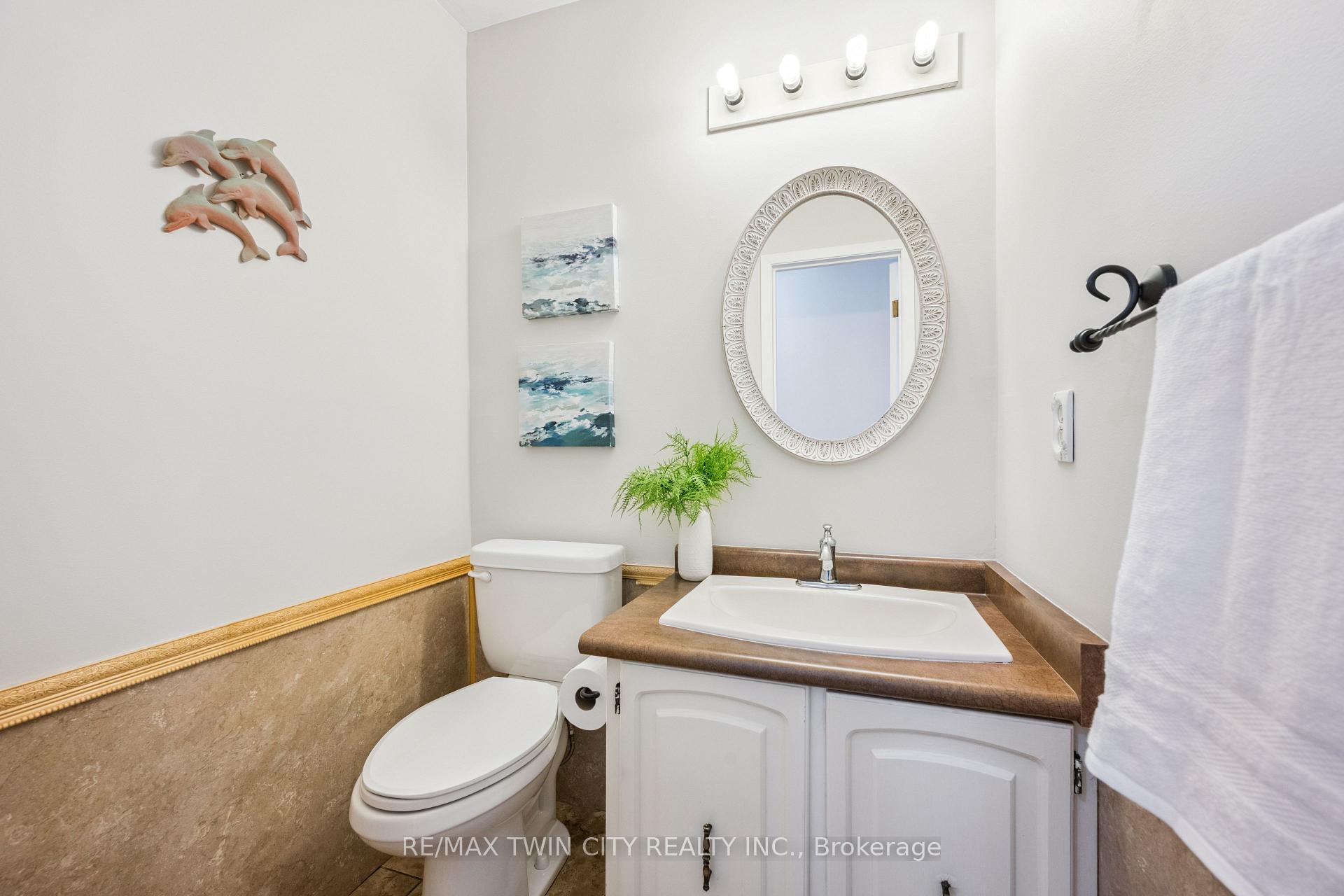Photo 9 of 136 St Jerome Crescent, Kitchener — HOMEH