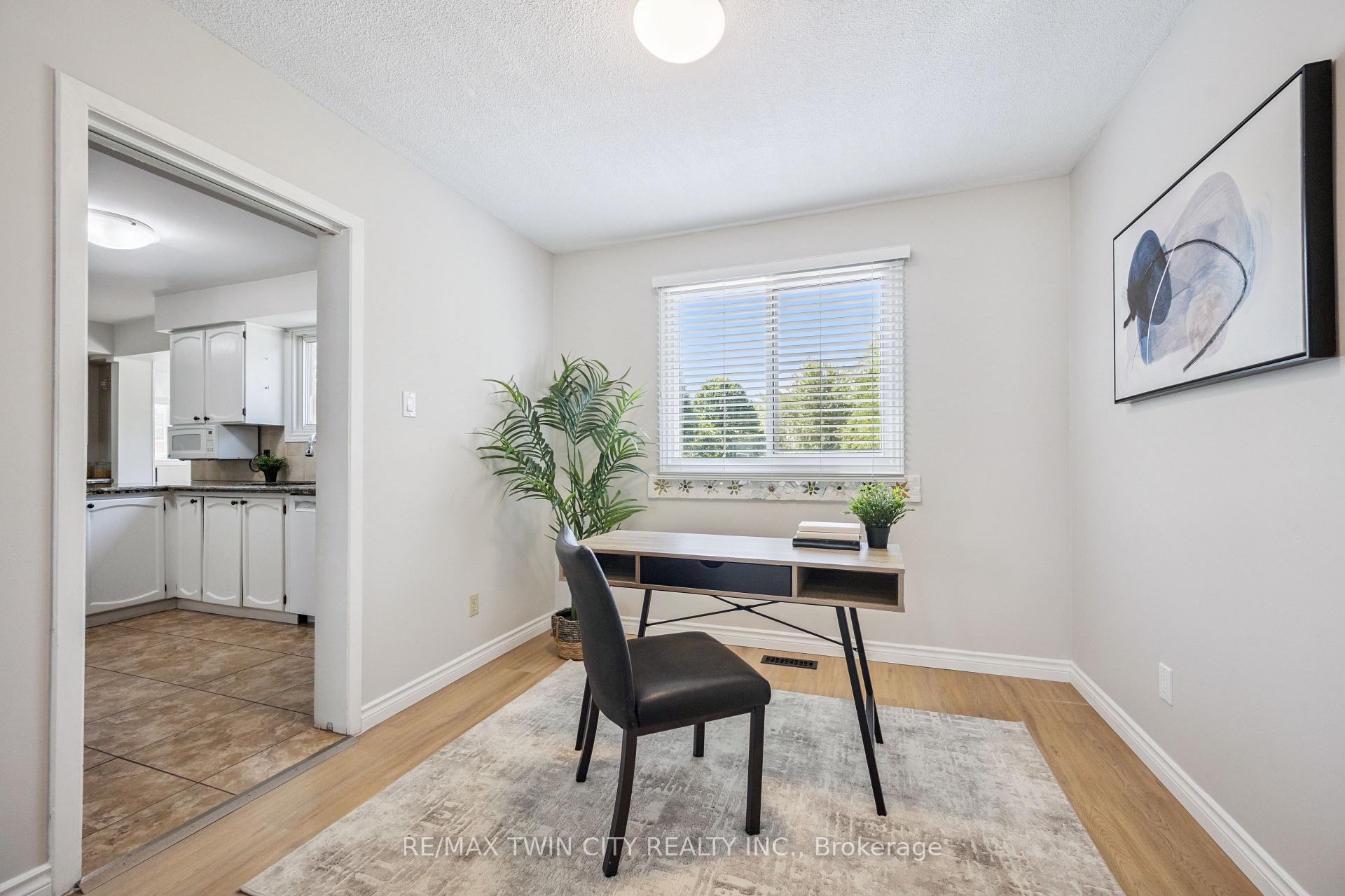Photo 19 of 136 St Jerome Crescent, Kitchener — HOMEH