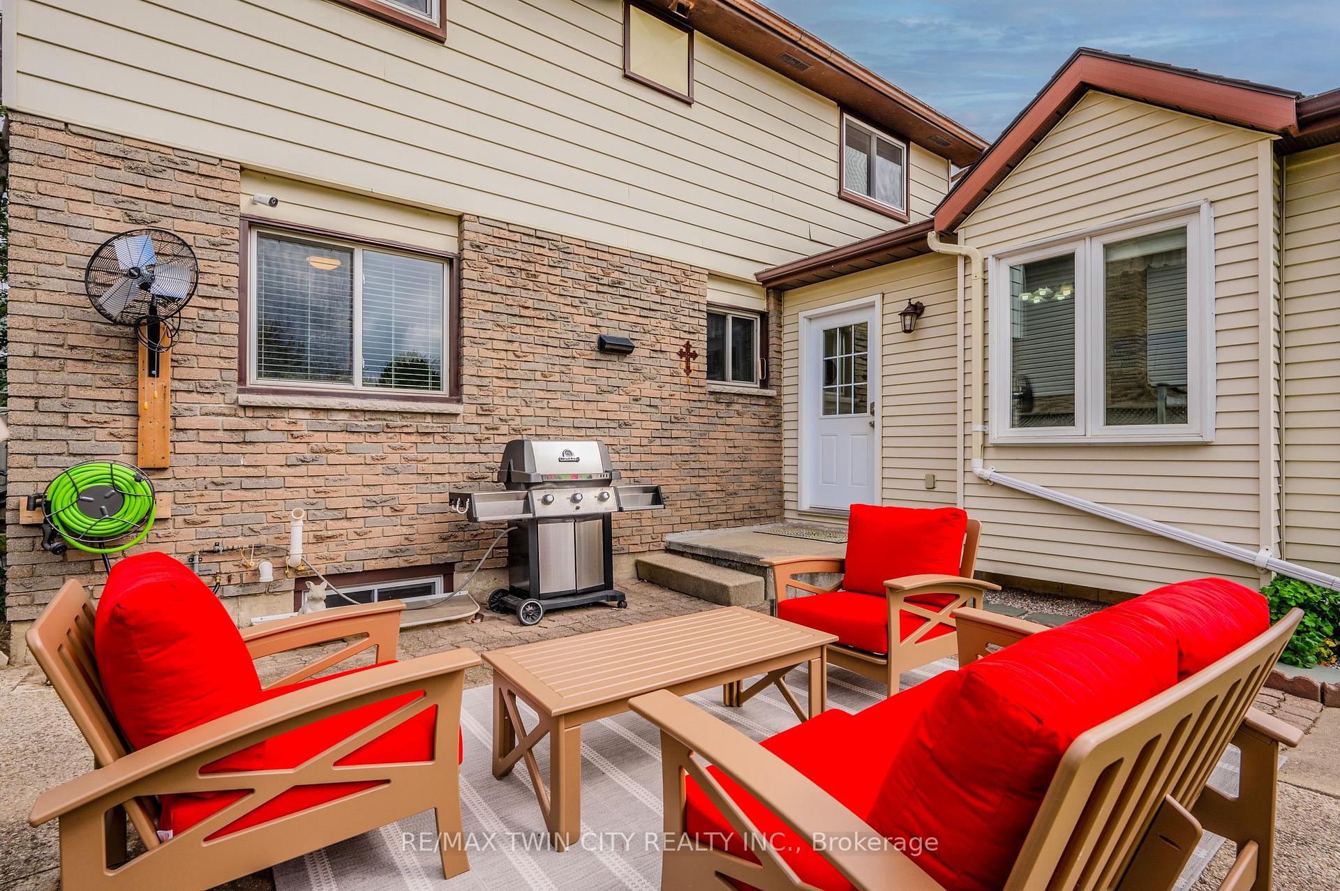 Photo 41 of 136 St Jerome Crescent, Kitchener — HOMEH