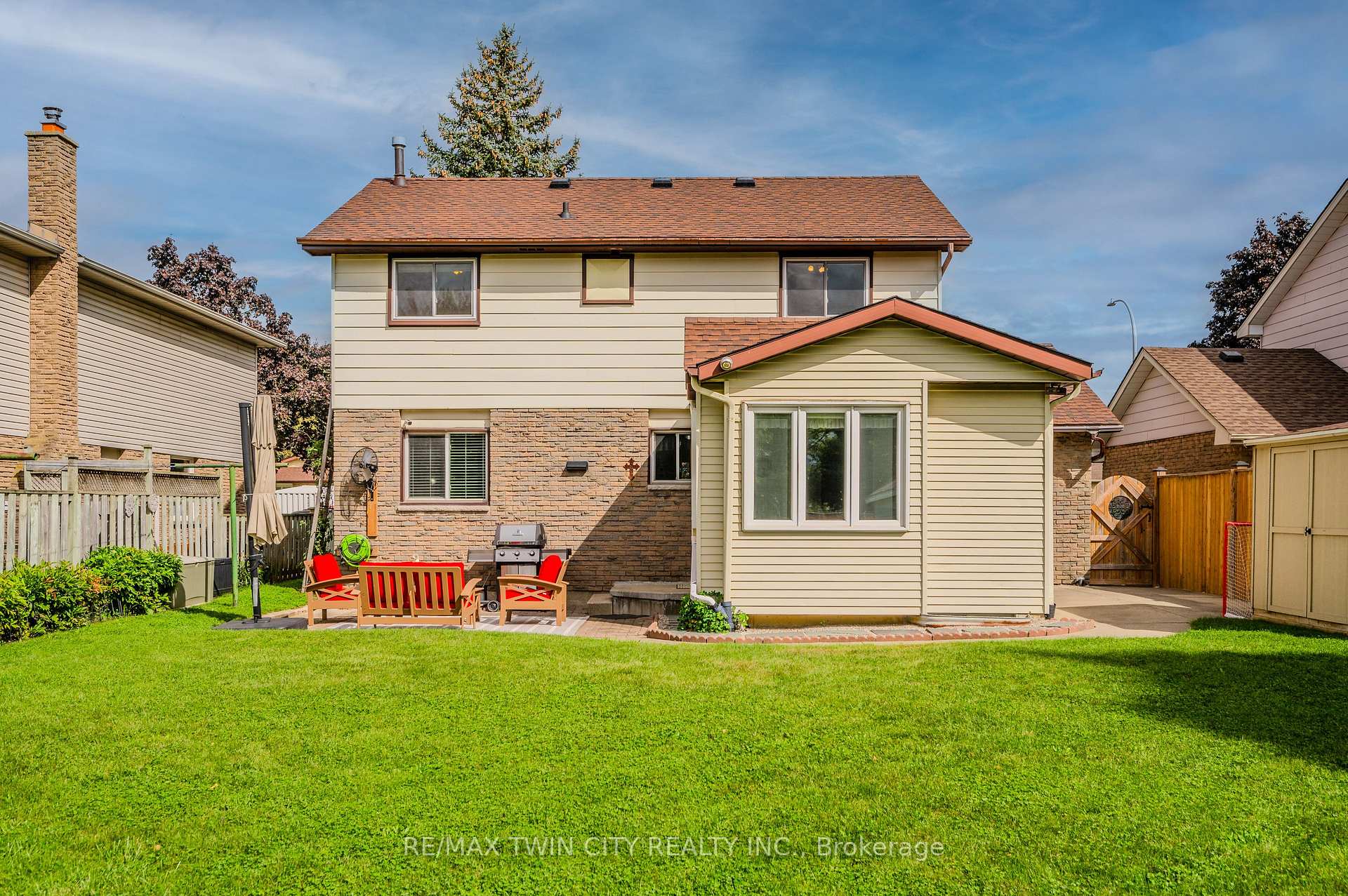 Photo 45 of 136 St Jerome Crescent, Kitchener — HOMEH