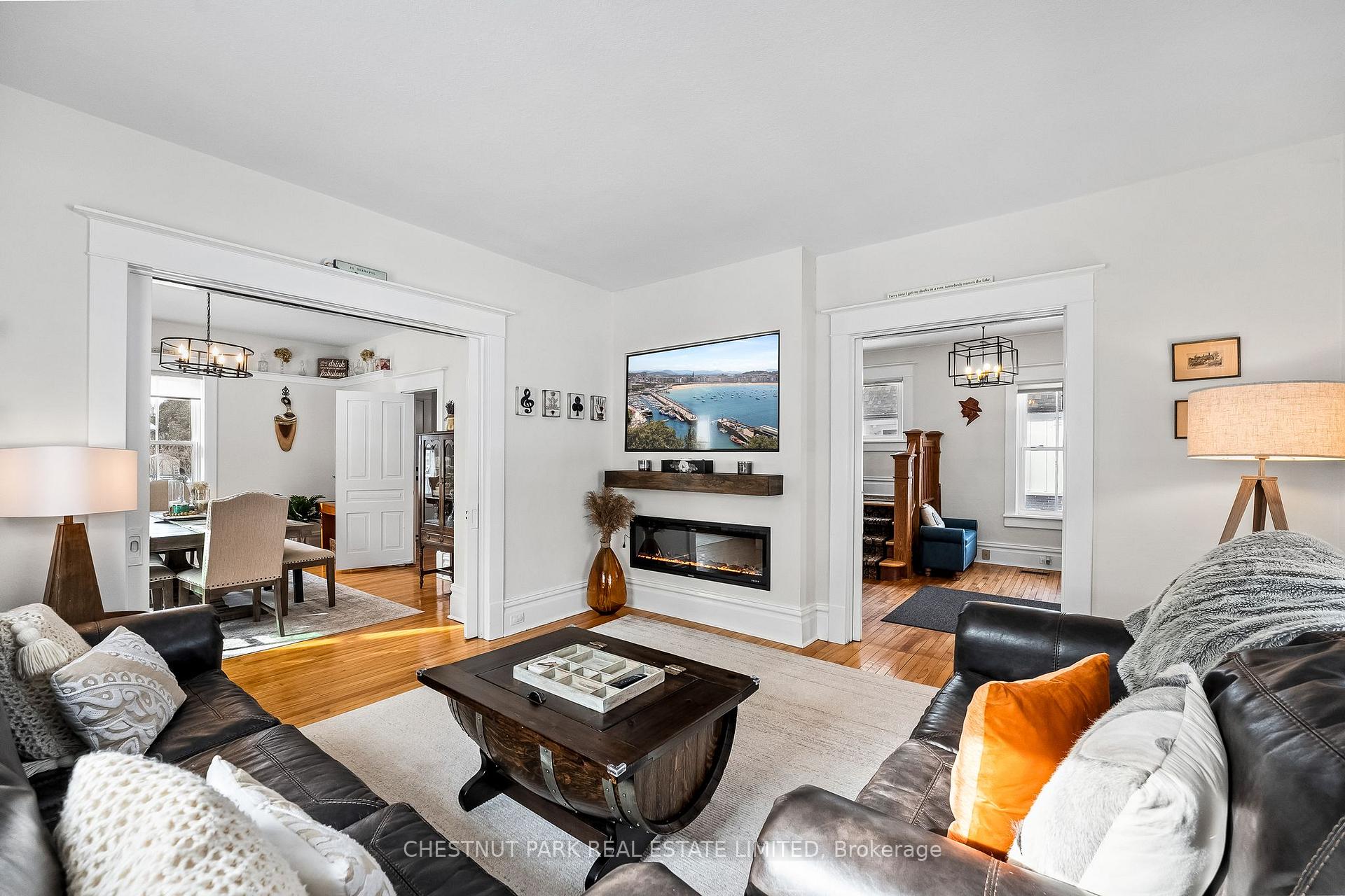 Photo 12 of 36 Third Avenue, Uxbridge — HOMEH