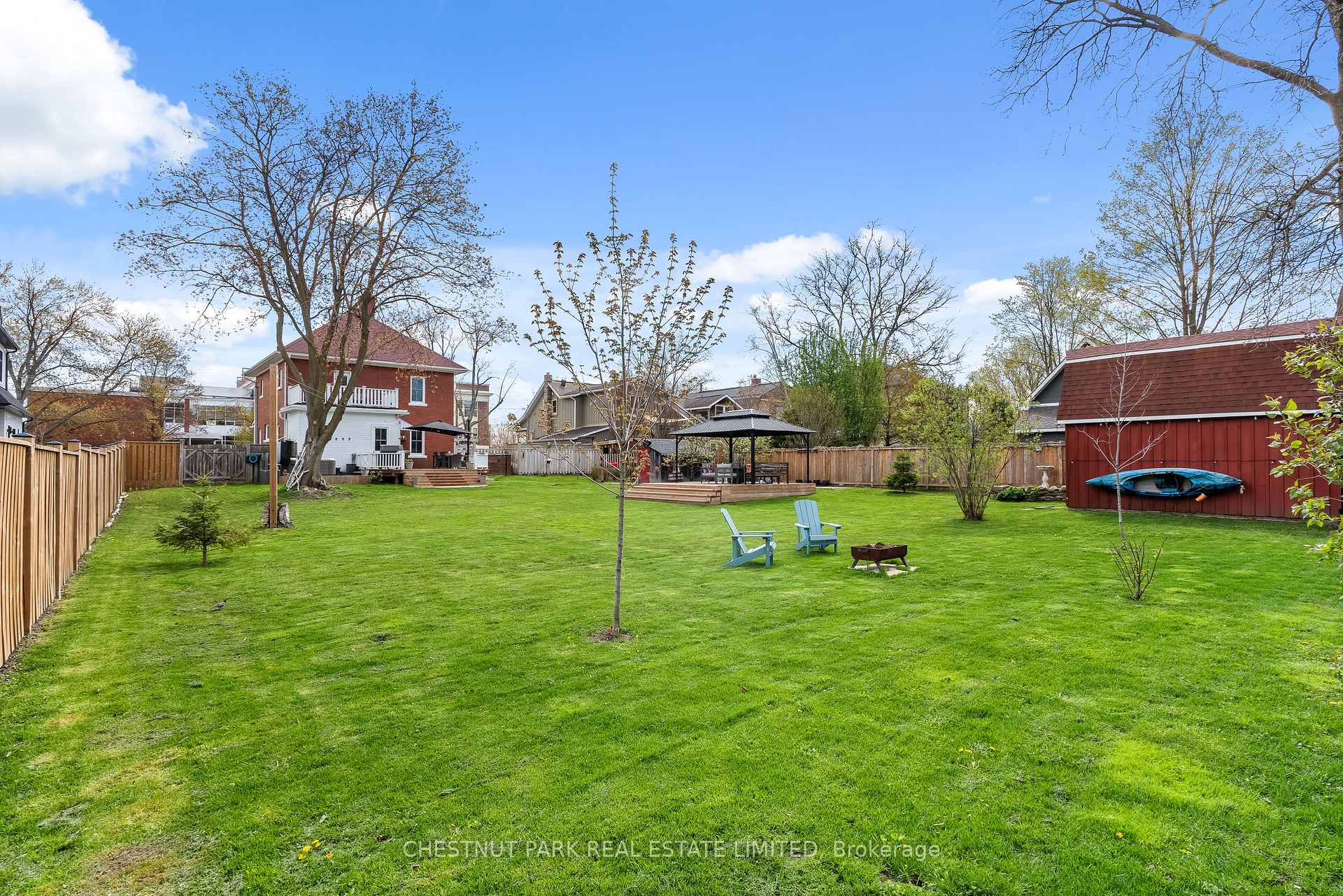 Photo 54 of 36 Third Avenue, Uxbridge — HOMEH