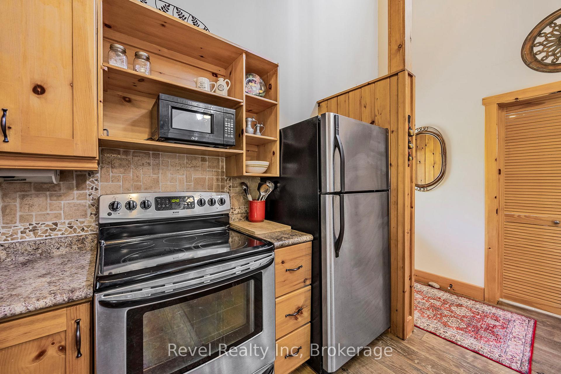 Photo 8 of 197 North Shore Drive, Tiny, Rural Tiny — HOMEH