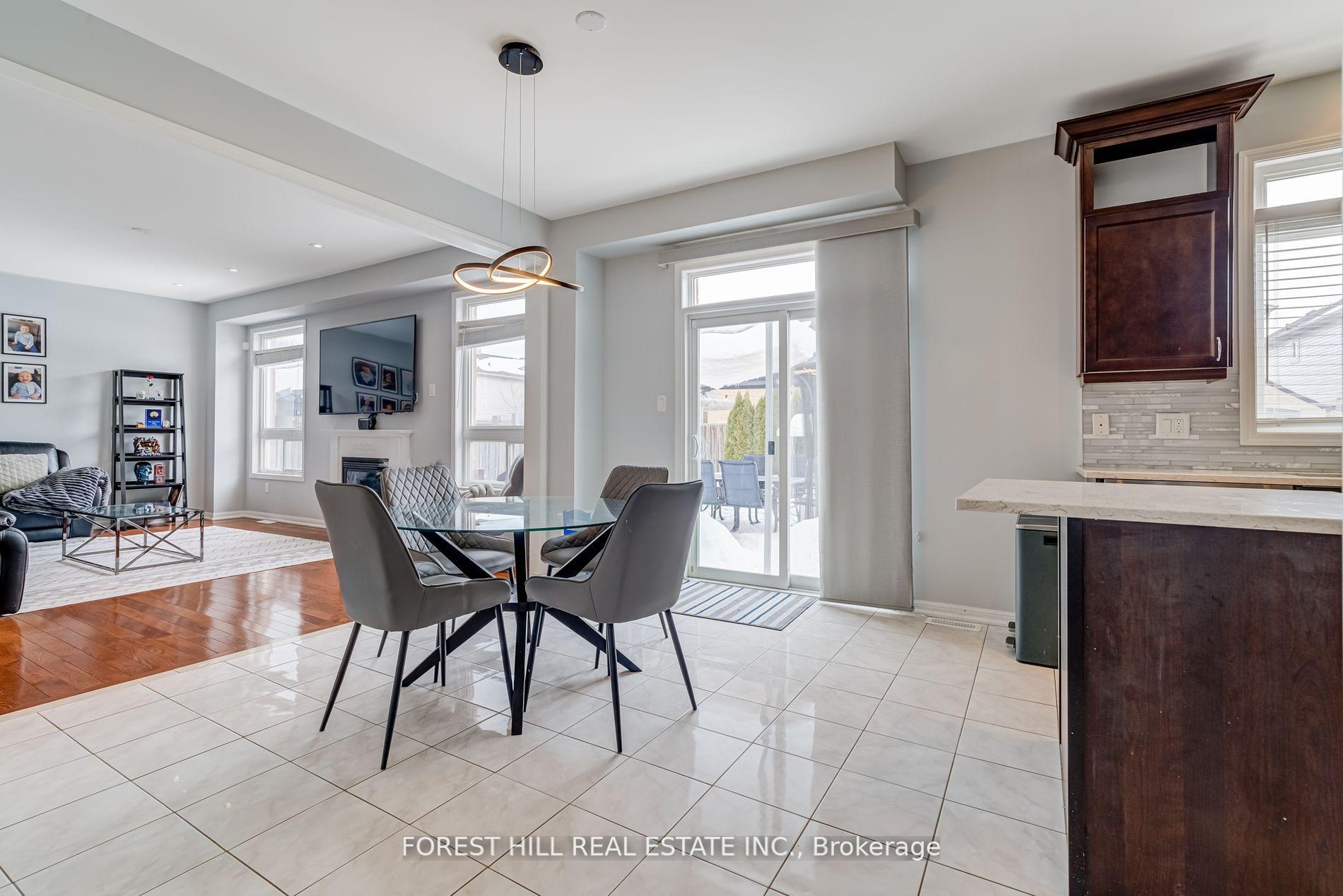 Photo 9 of 159 The Queensway, Barrie, Innis-Shore — HOMEH