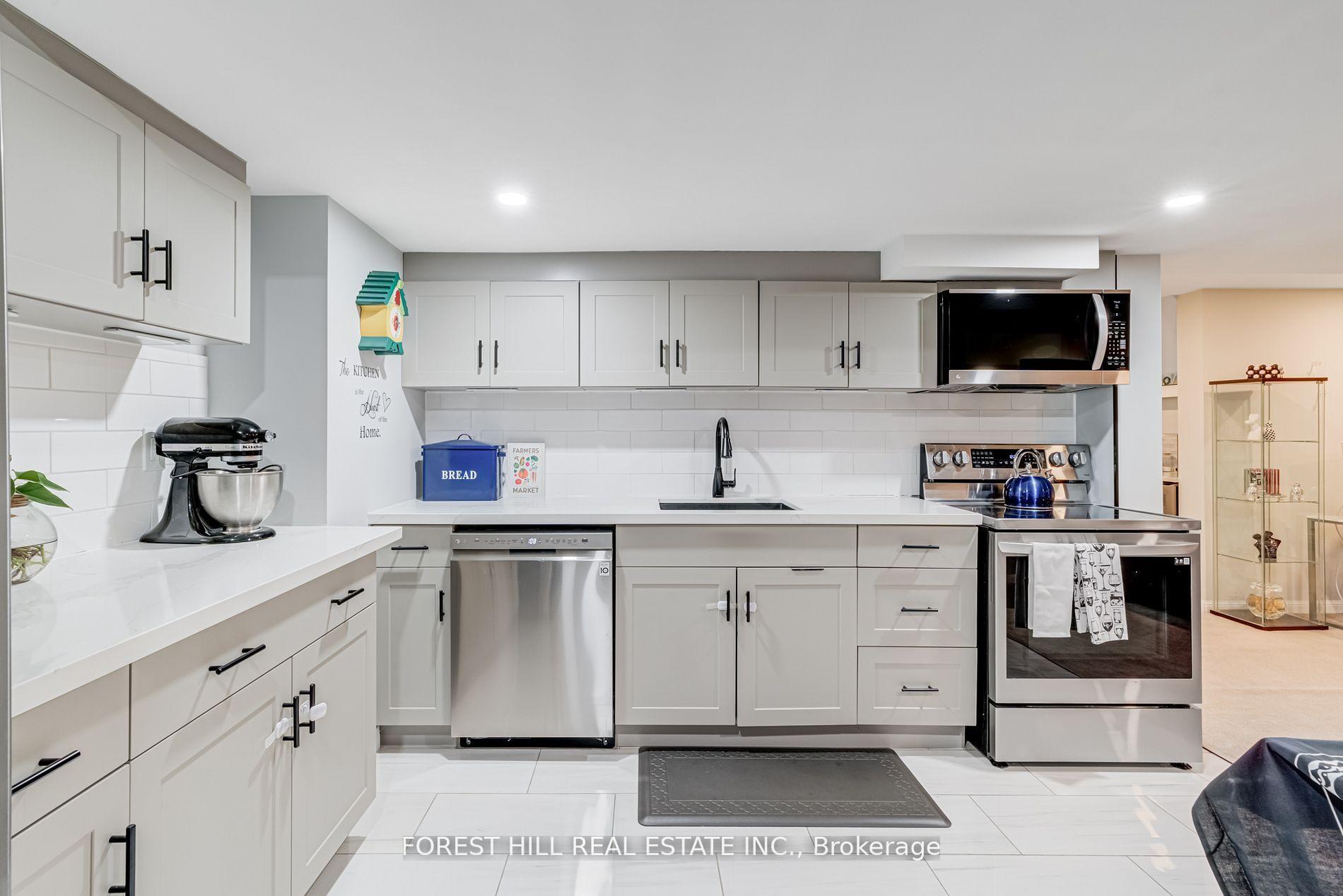 Photo 77 of 159 The Queensway, Barrie, Innis-Shore — HOMEH