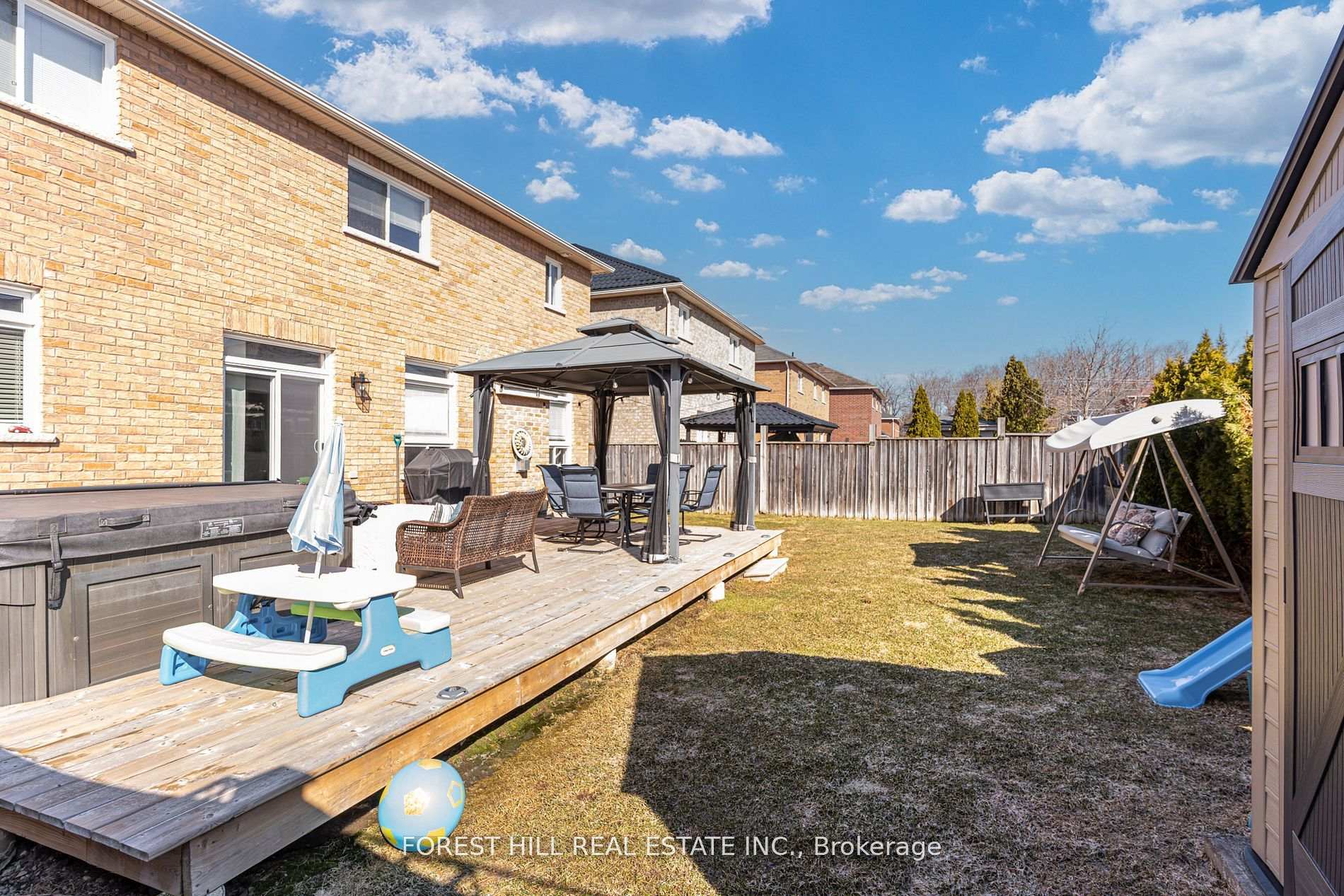 Photo 99 of 159 The Queensway, Barrie, Innis-Shore — HOMEH