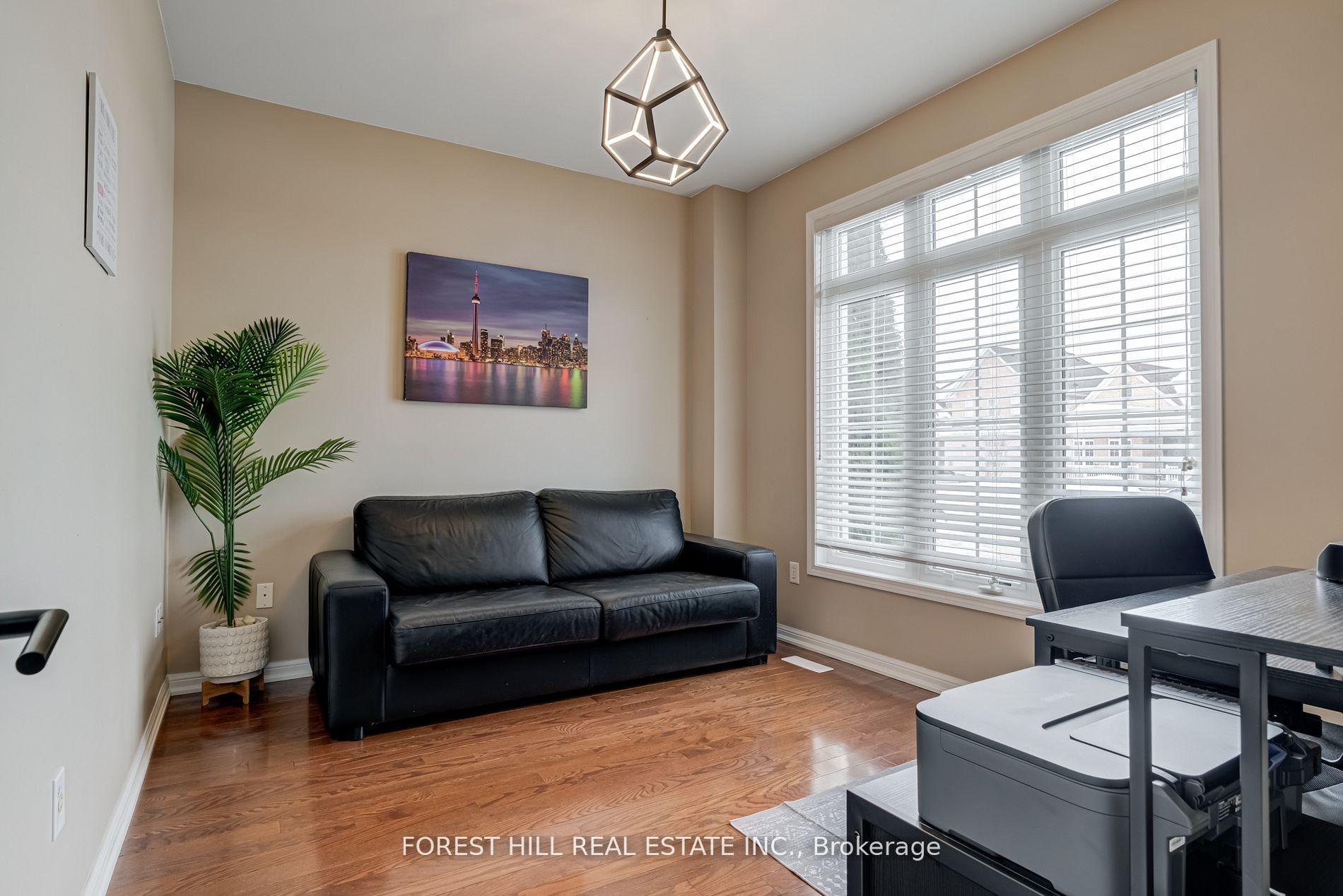 Photo 25 of 159 The Queensway, Barrie, Innis-Shore — HOMEH