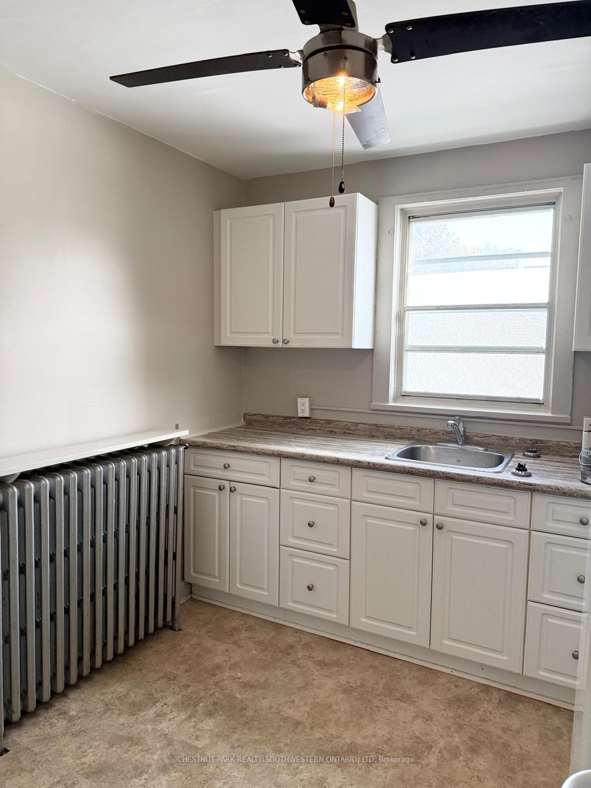 Photo 12 of 98 Waterloo Street, Waterloo — HOMEH