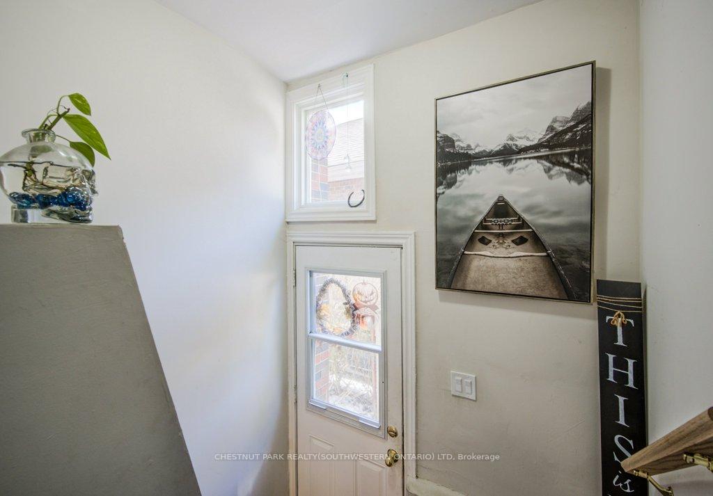 Photo 29 of 98 Waterloo Street, Waterloo — HOMEH