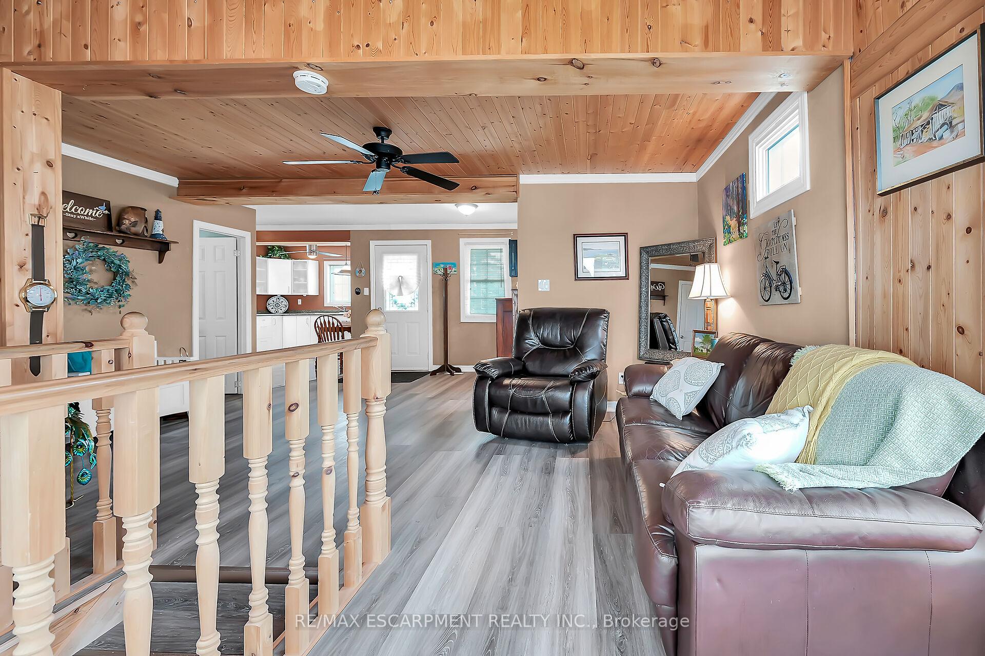 Photo 11 of 52 Wilcox Drive, Haldimand — HOMEH