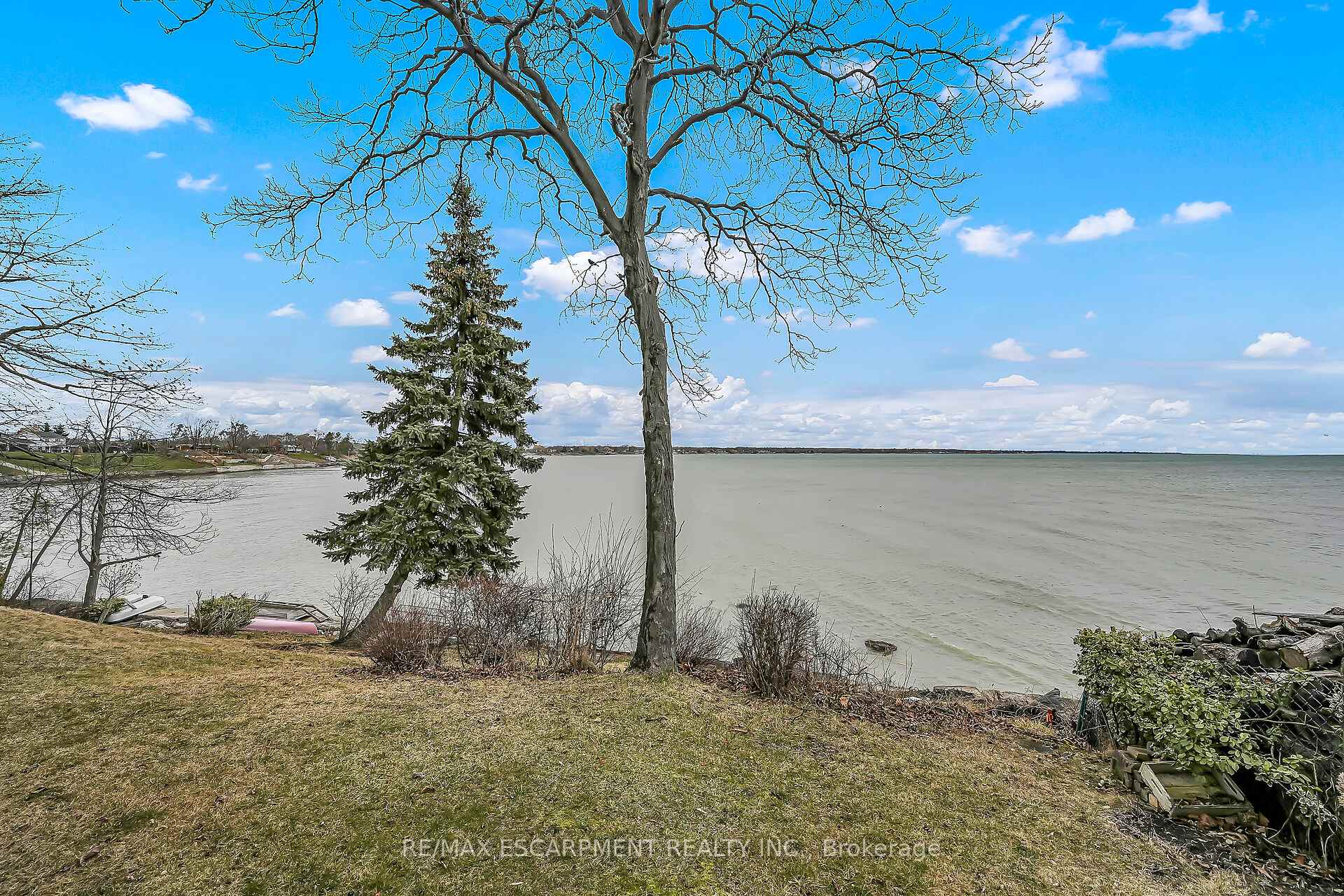 Photo 36 of 52 Wilcox Drive, Haldimand — HOMEH