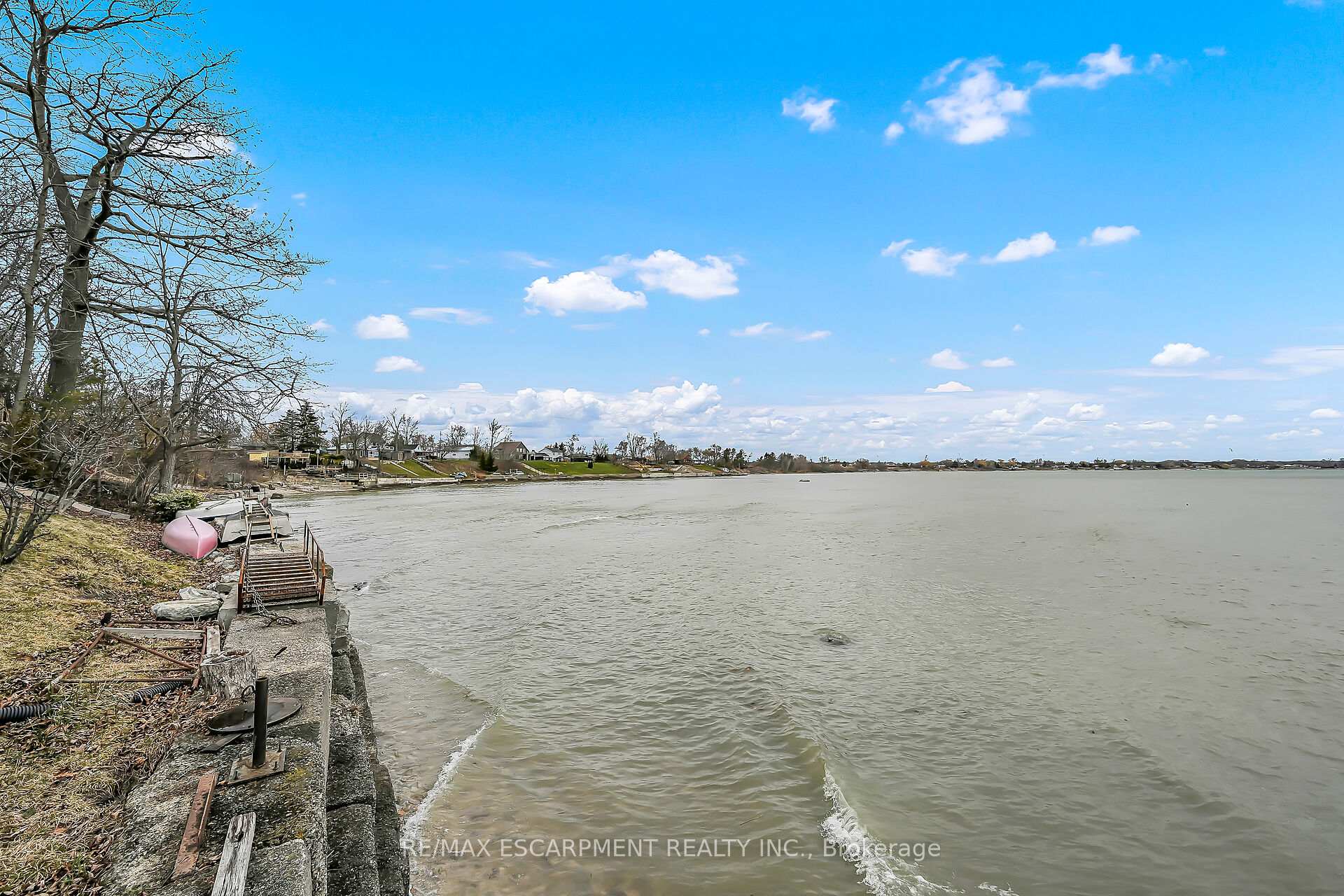 Photo 39 of 52 Wilcox Drive, Haldimand — HOMEH