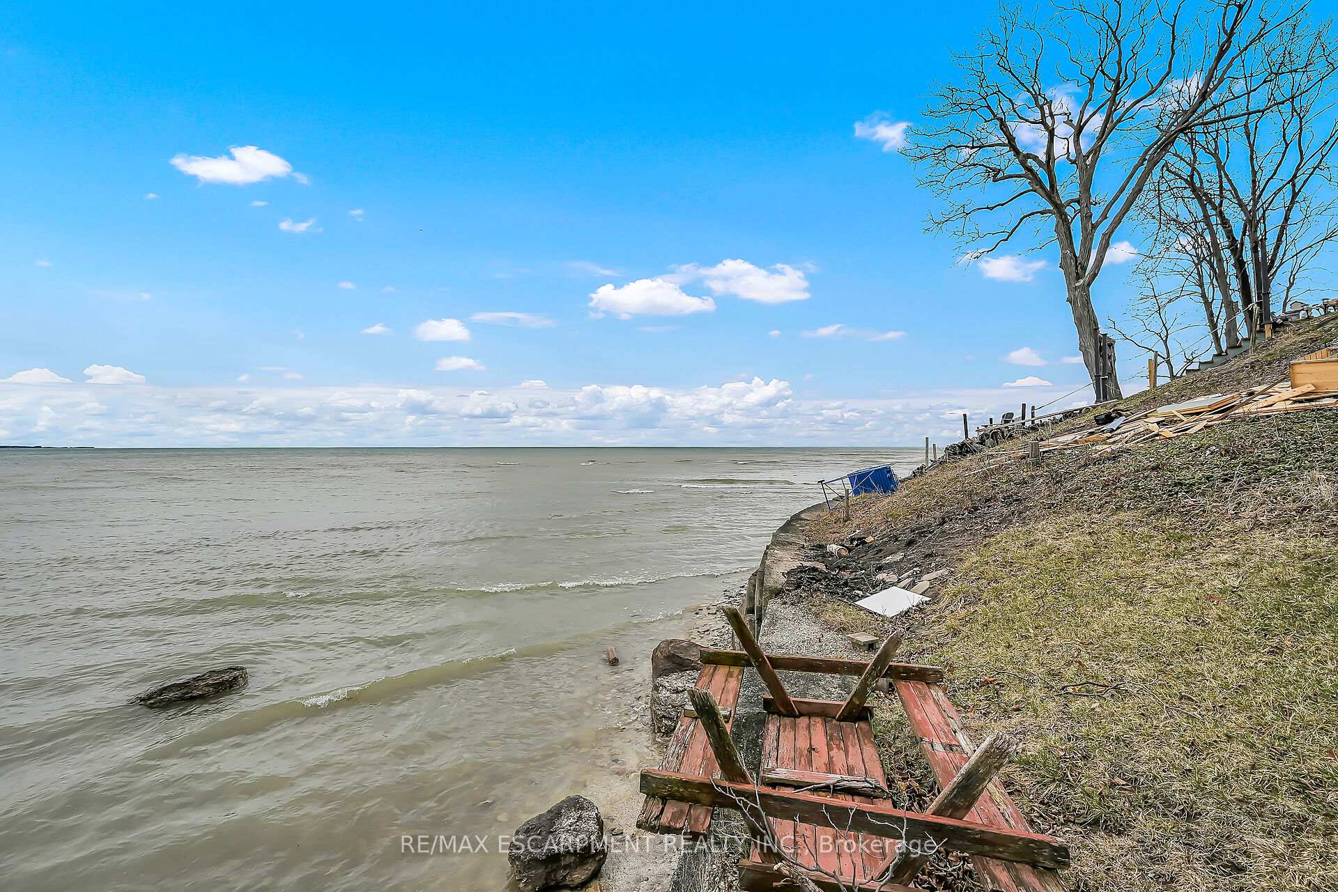 Photo 40 of 52 Wilcox Drive, Haldimand — HOMEH