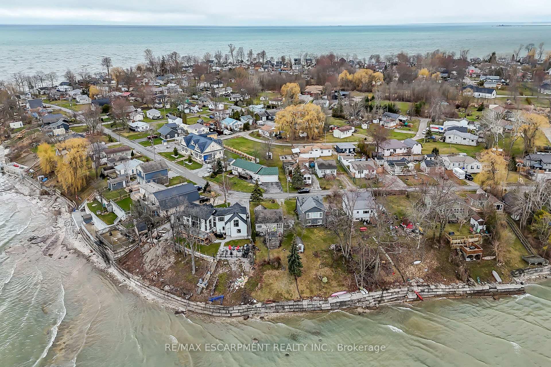 Photo 47 of 52 Wilcox Drive, Haldimand — HOMEH