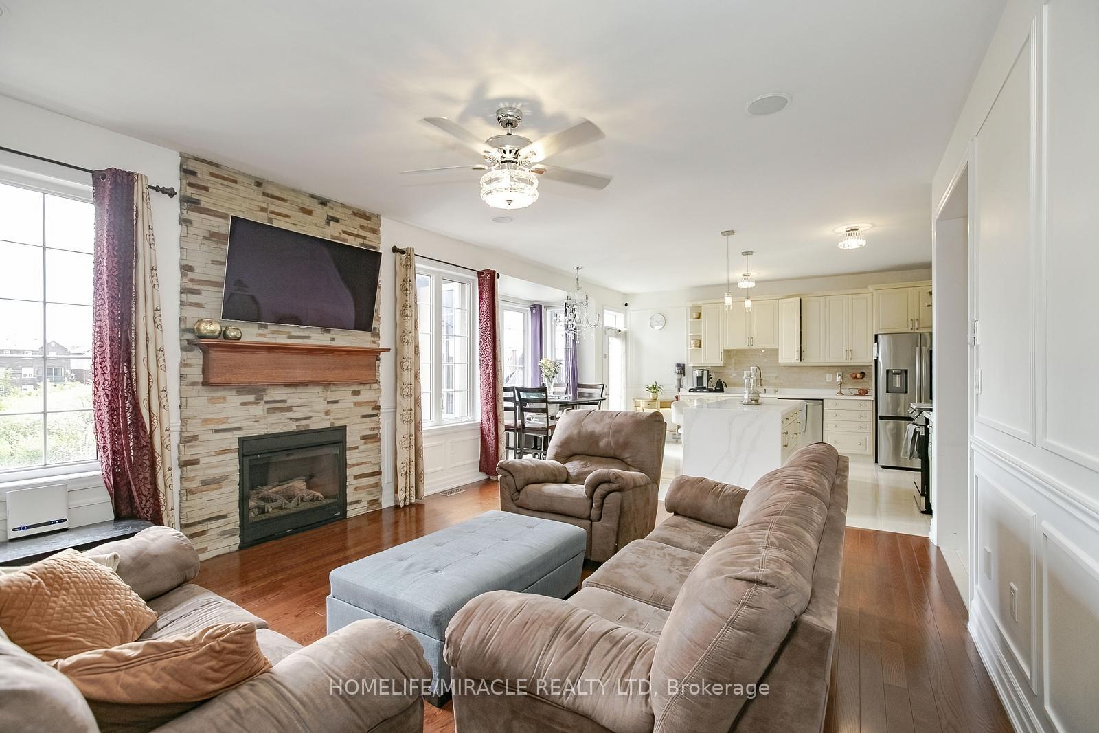 Photo 37 of 24 Old Cleeve Crescent E, Brampton, Northwest Brampton — HOMEH