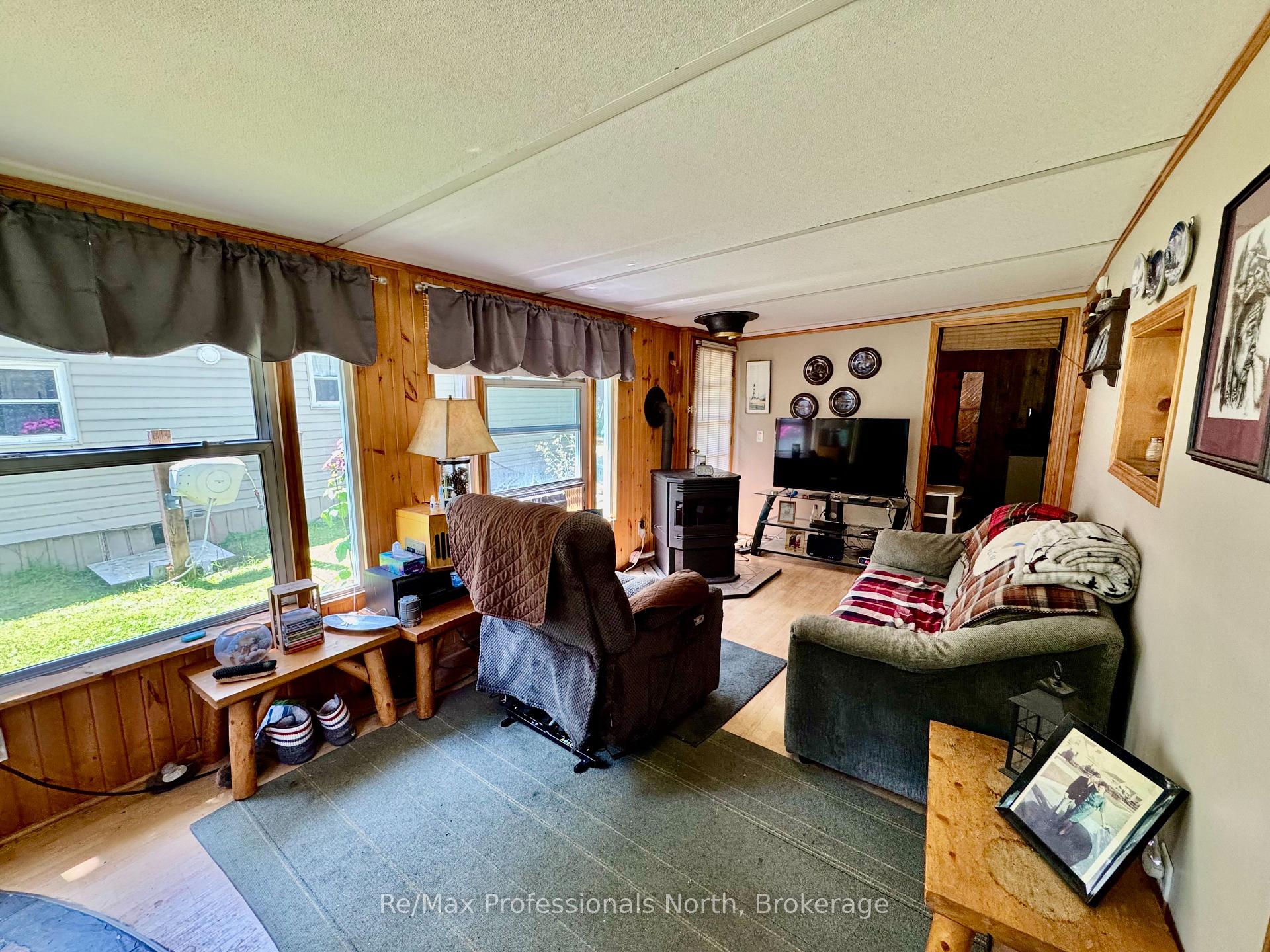 Photo 23 of Unit 39, 1007 Racoon Road, Gravenhurst, Morrison — HOMEH
