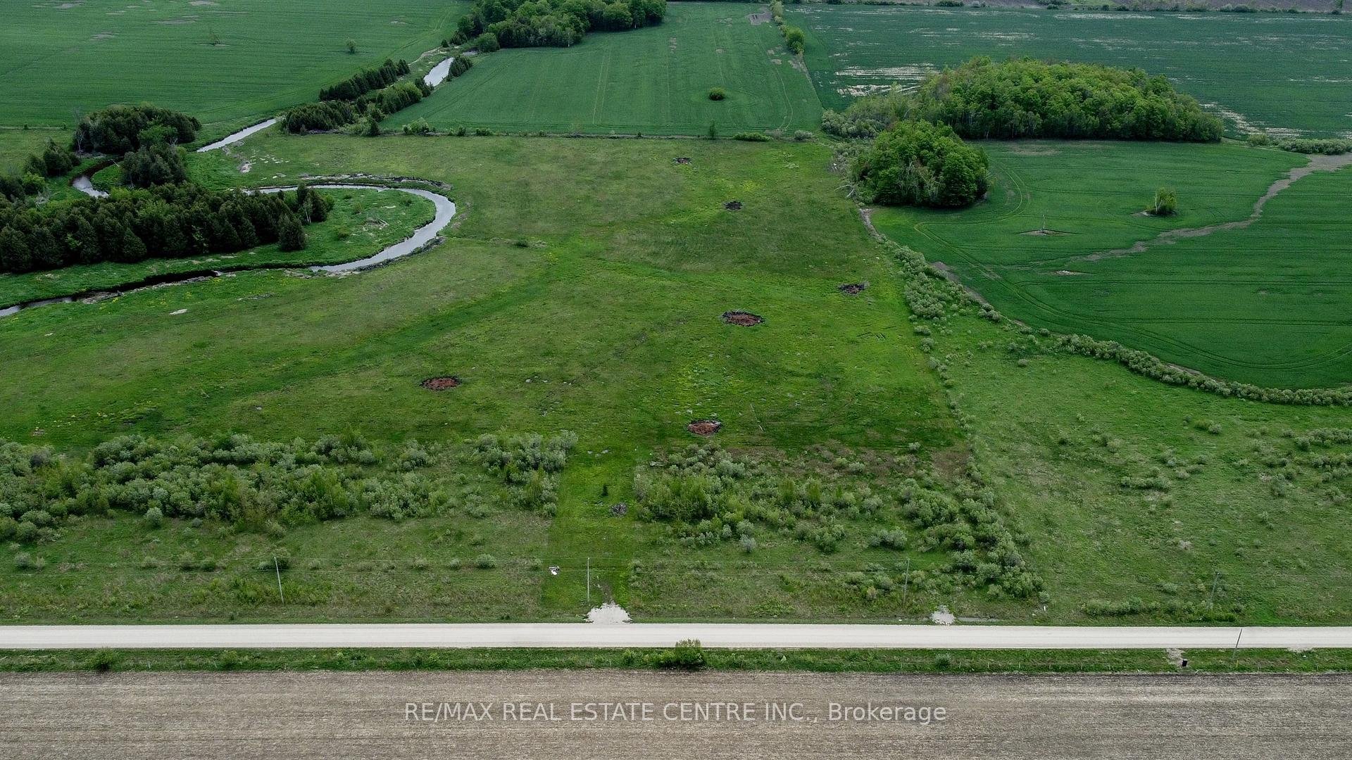 Front of 681044 260 Side Road