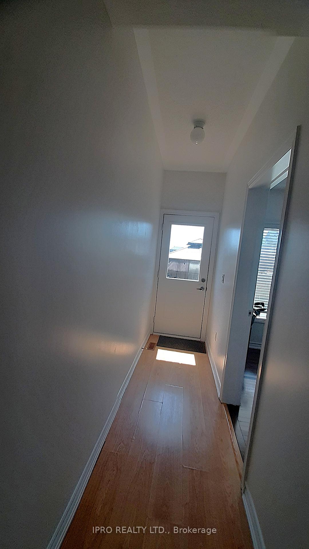 Photo 24 of 33 Hatton Court, Brampton, Credit Valley — HOMEH