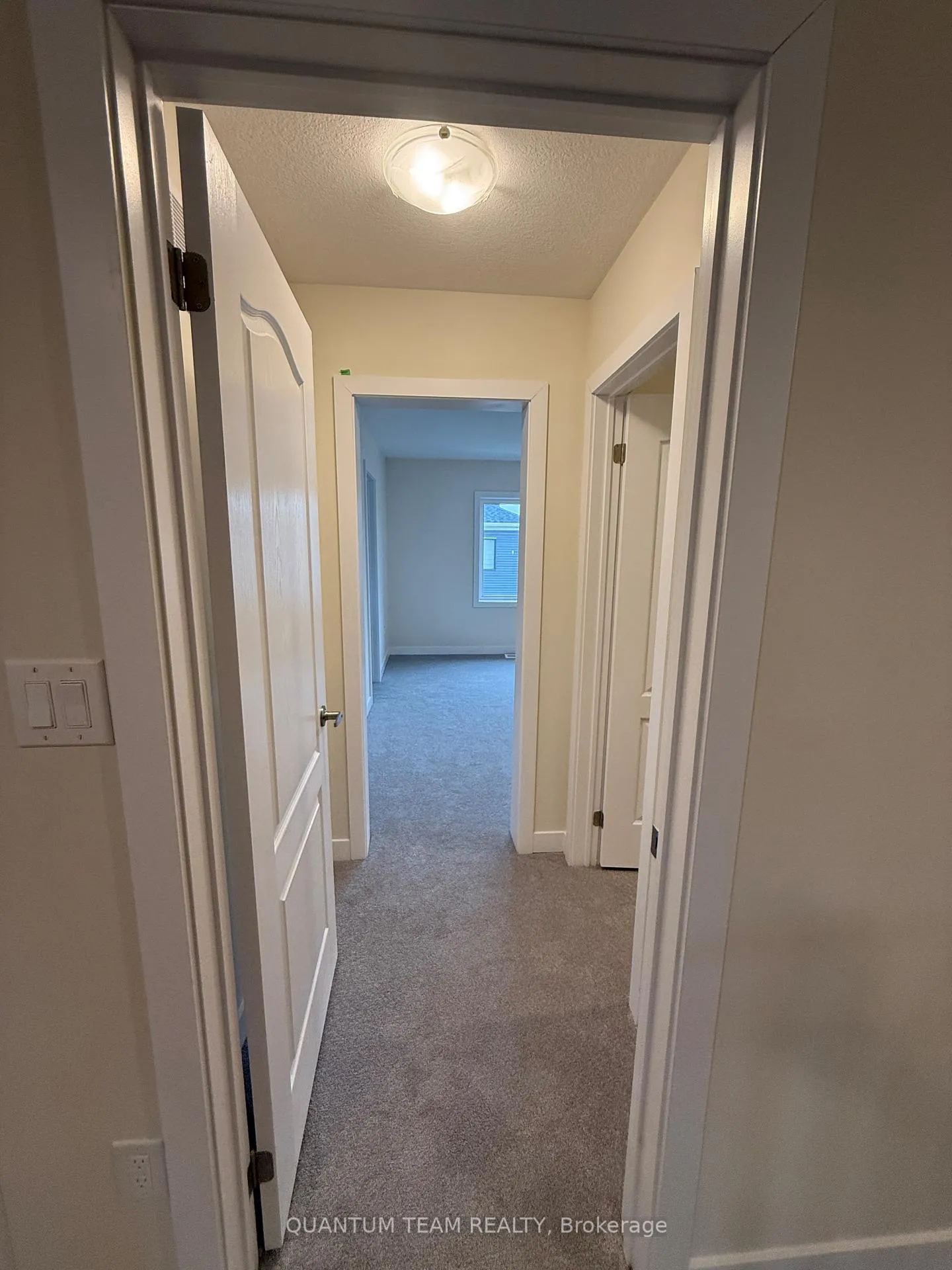 Photo 13 of 11 Wintergreen Crescent, Haldimand — HOMEH