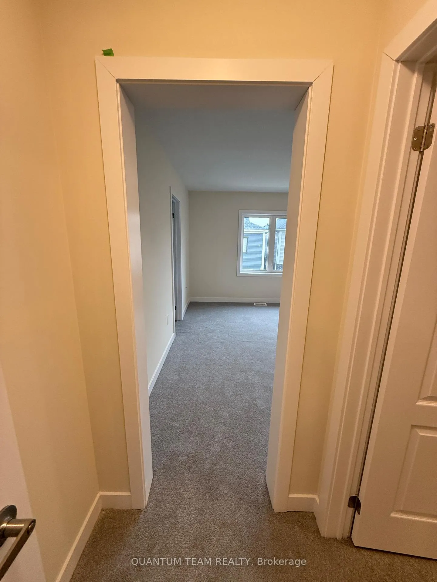 Photo 15 of 11 Wintergreen Crescent, Haldimand — HOMEH