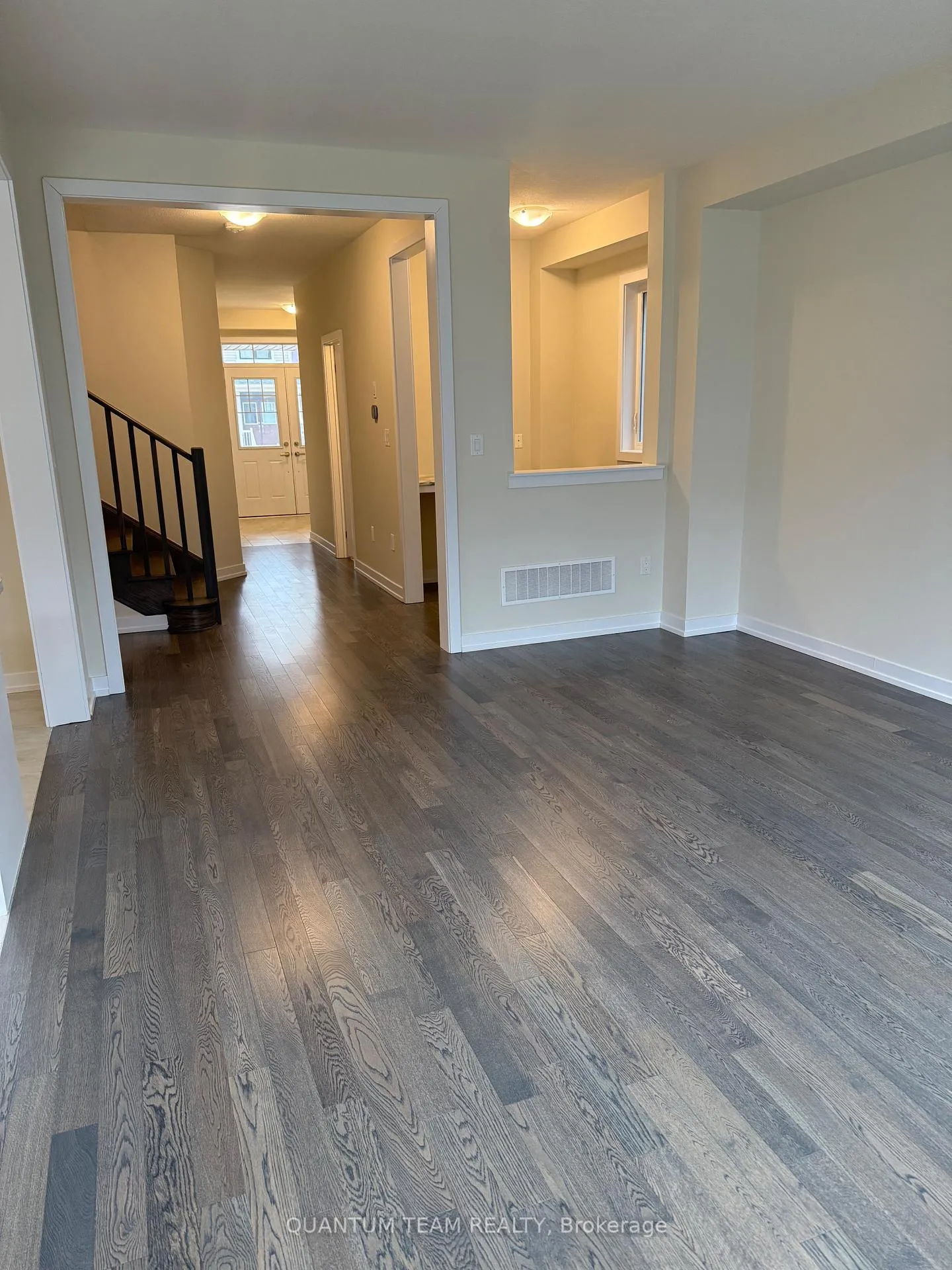 Photo 16 of 11 Wintergreen Crescent, Haldimand — HOMEH