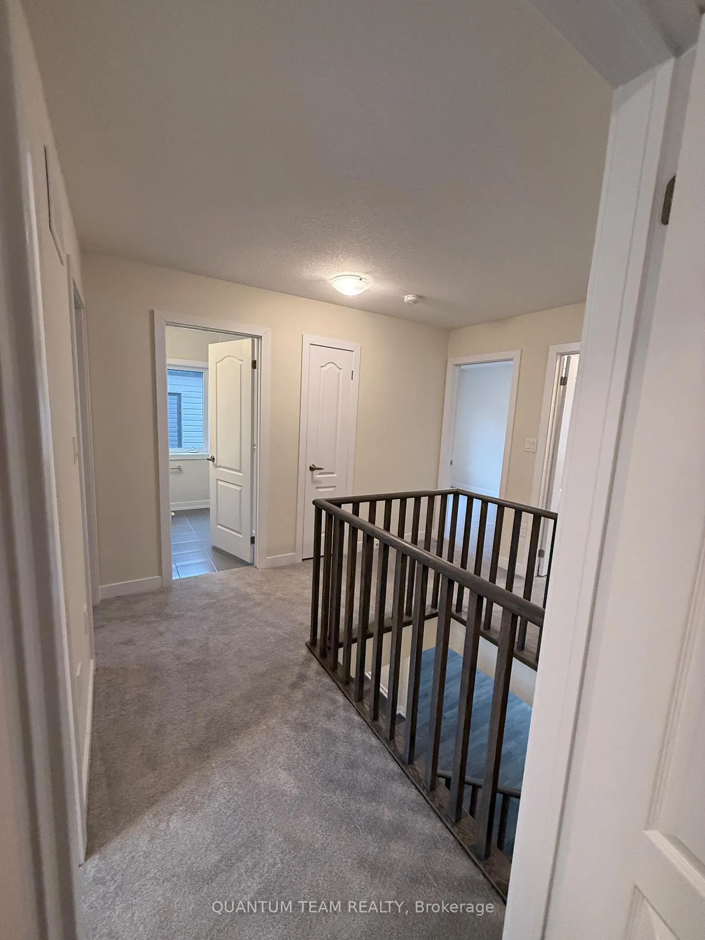 Photo 41 of 11 Wintergreen Crescent, Haldimand — HOMEH