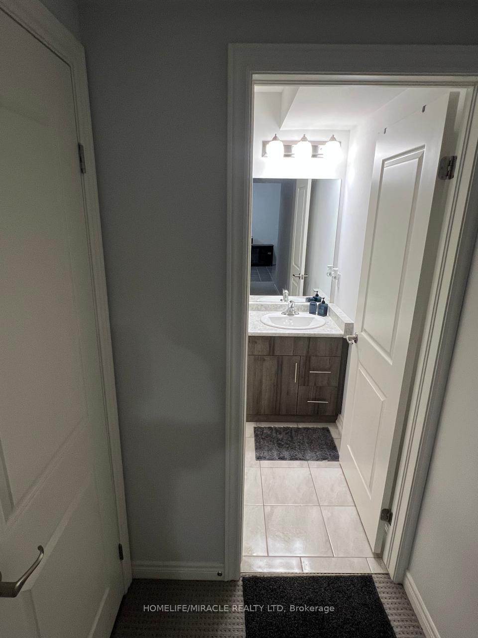 Photo 5 of 16 Darling Avenue, Thorold, Thorold Downtown — HOMEH