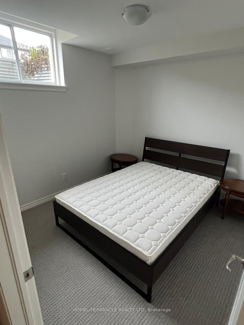 Photo 9 of 16 Darling Avenue, Thorold, Thorold Downtown — HOMEH