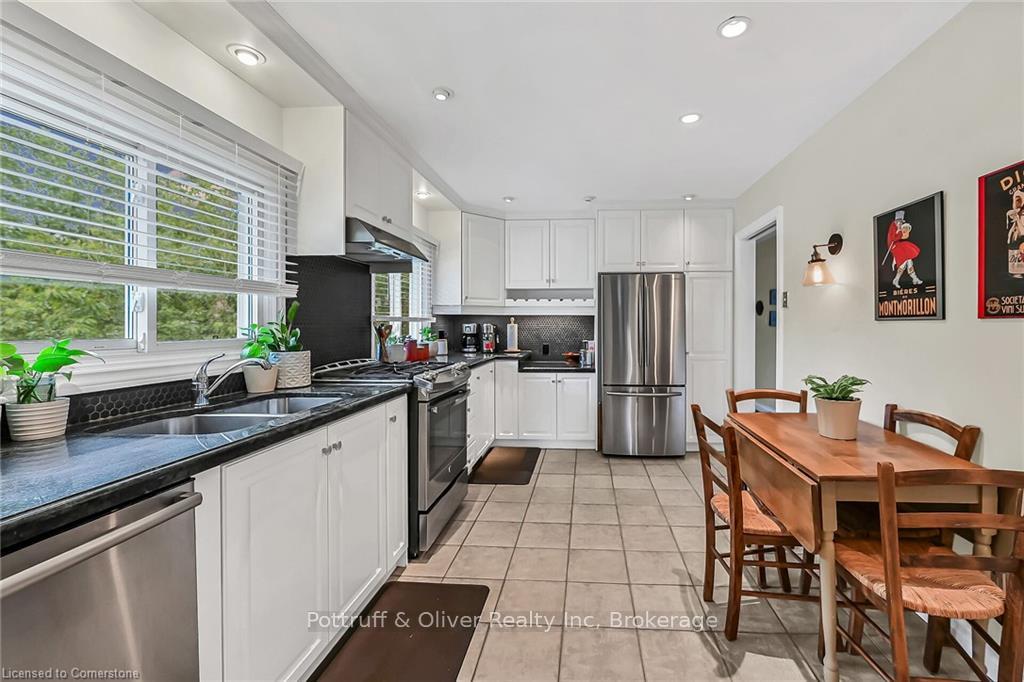 Photo 16 of 272 St Andrews Drive, Hamilton, Vincent — HOMEH