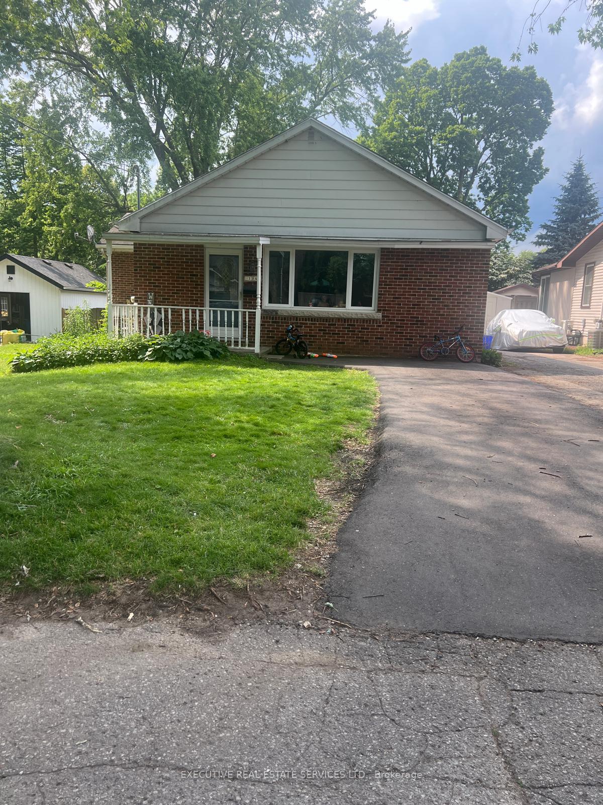 Photo 3 of 134 Oriole Avenue, Cambridge — HOMEH