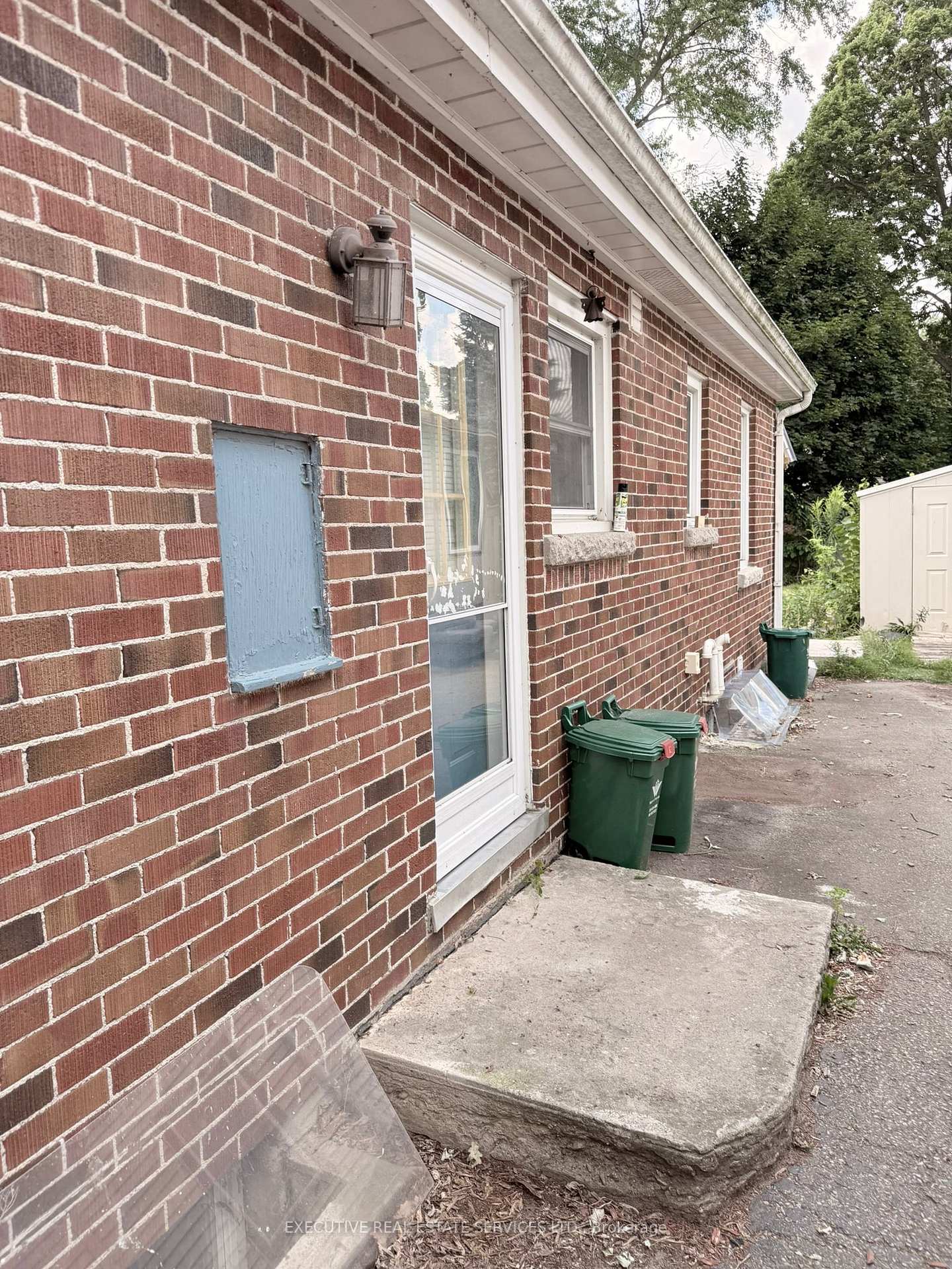 Photo 6 of 134 Oriole Avenue, Cambridge — HOMEH
