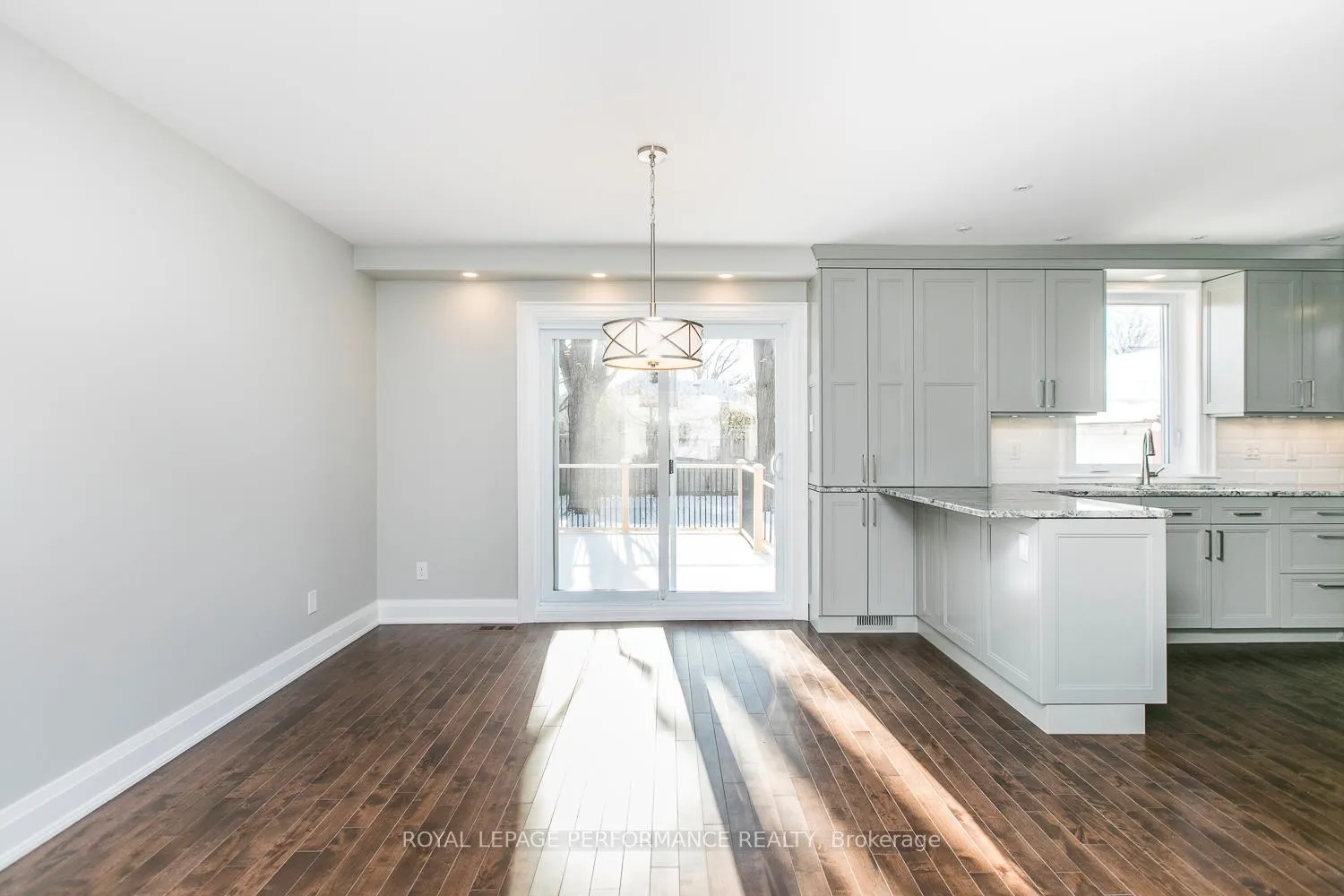Photo 7 of 22 Wolff Street, Ottawa, Overbrook — HOMEH