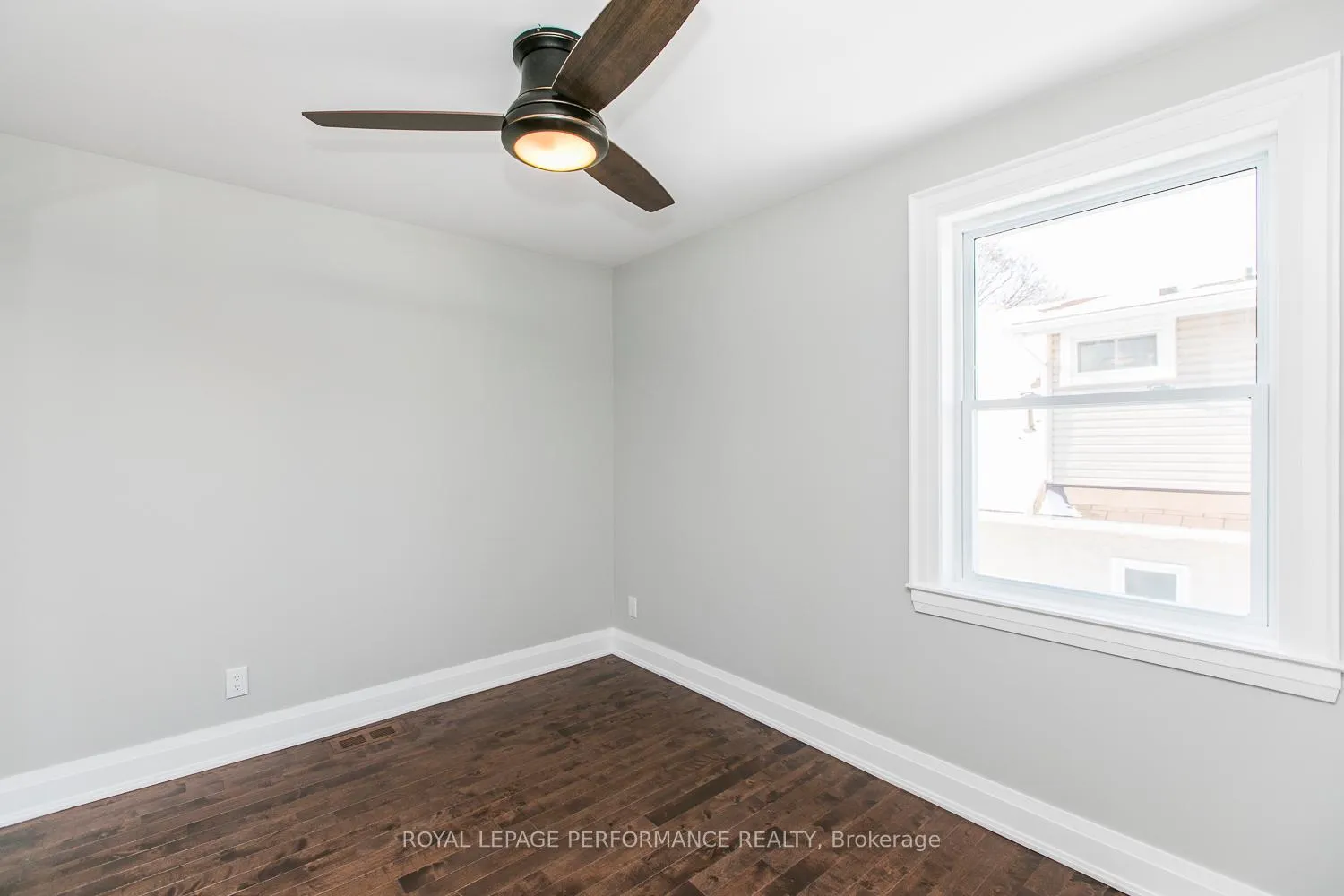 Photo 16 of 22 Wolff Street, Ottawa, Overbrook — HOMEH