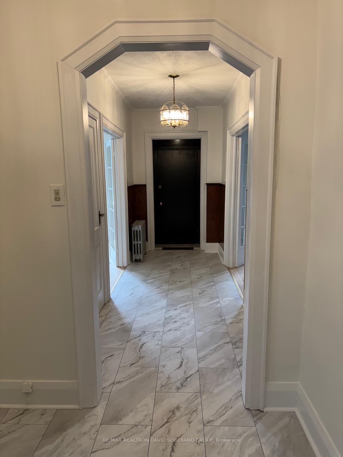 Photo 3 of 44 Sultana Avenue, Toronto, Englemount-Lawrence — HOMEH